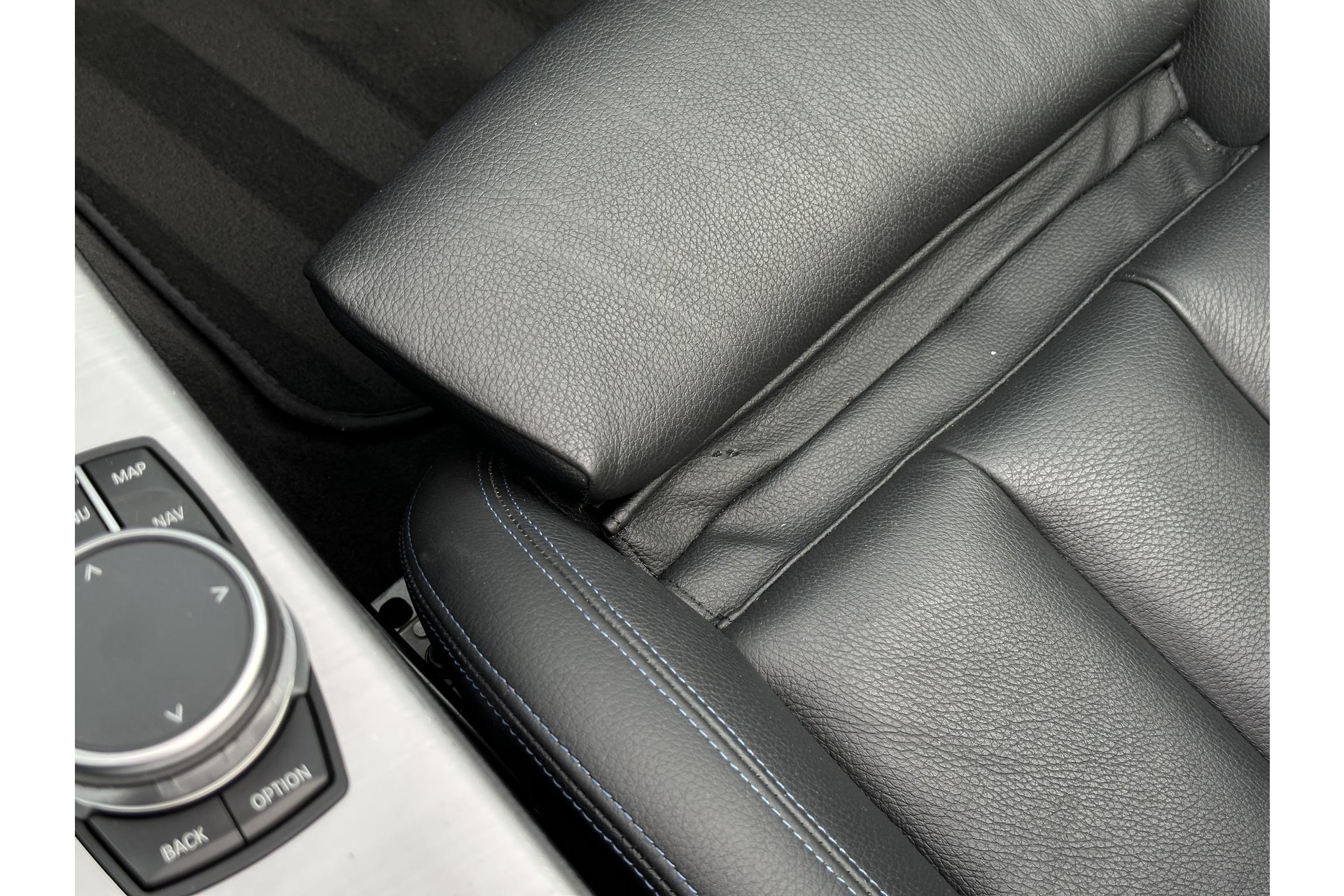 BMW 4 Serie Cabrio 430i High Executive 2020 BLACK SAPPHIRE METALLIC (475) 29