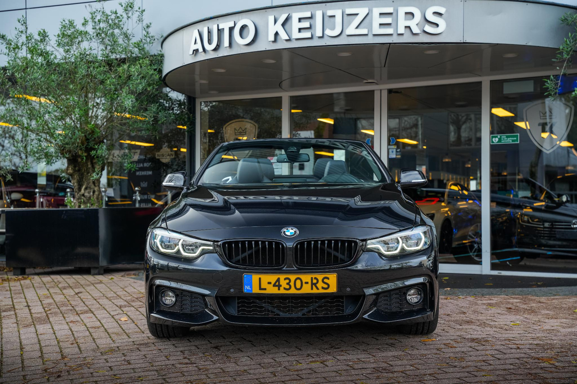 BMW 4 Serie Cabrio 430i High Executive 2020 BLACK SAPPHIRE METALLIC (475) 3