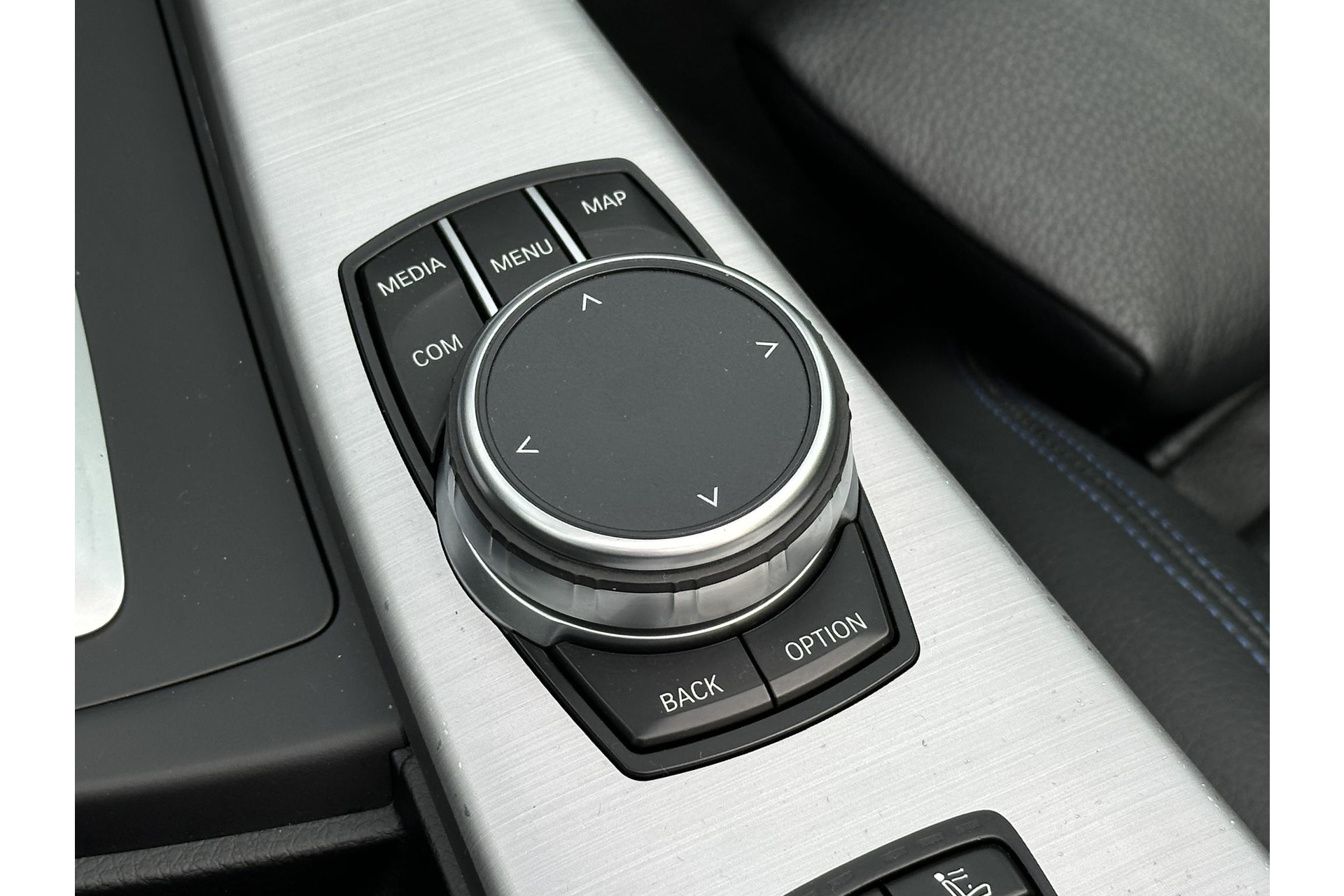 BMW 4 Serie Cabrio 430i High Executive 2020 BLACK SAPPHIRE METALLIC (475) 31