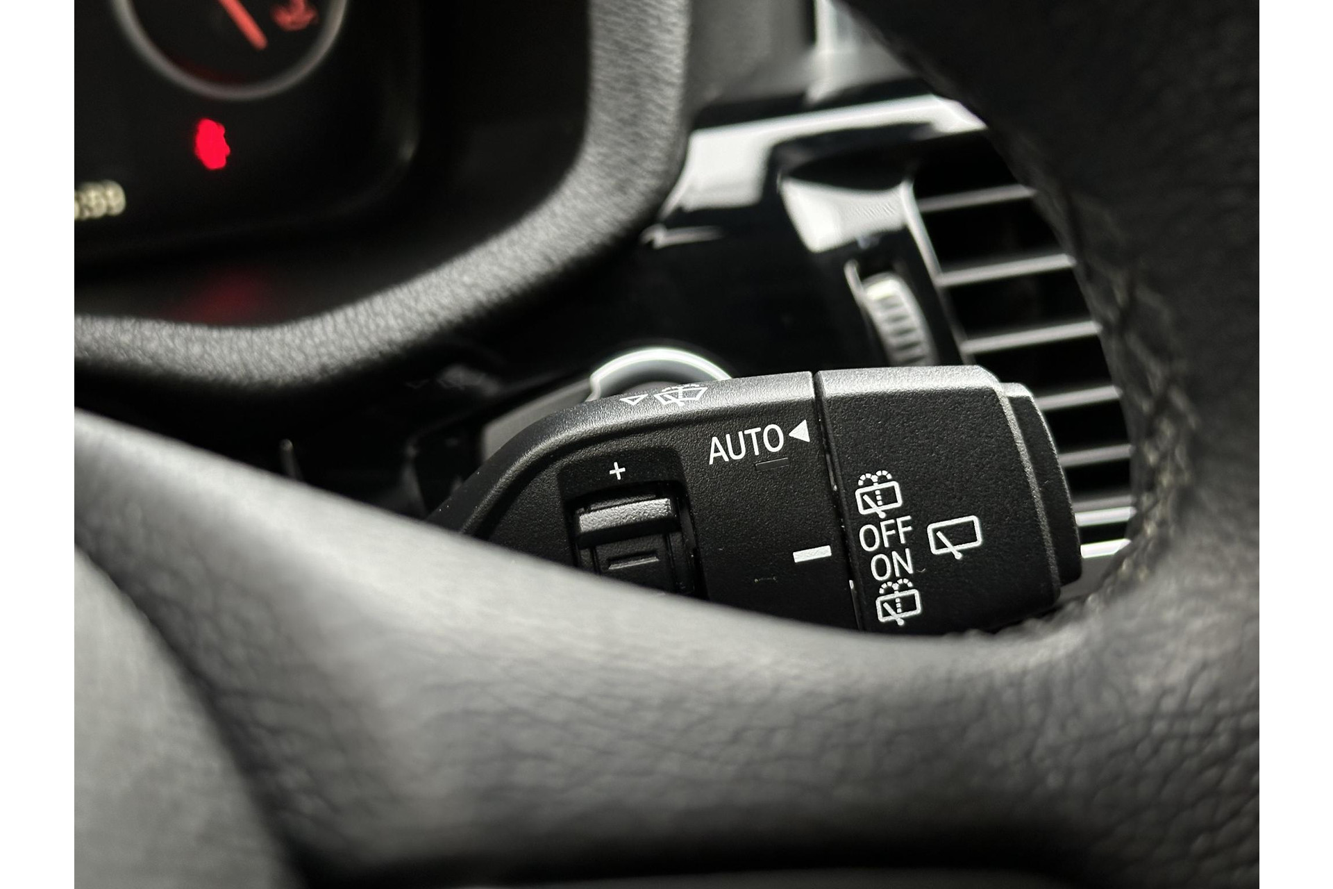 BMW X3 sDrive20i Centennial High Executive 2017 Saphirschwarz metallic 24