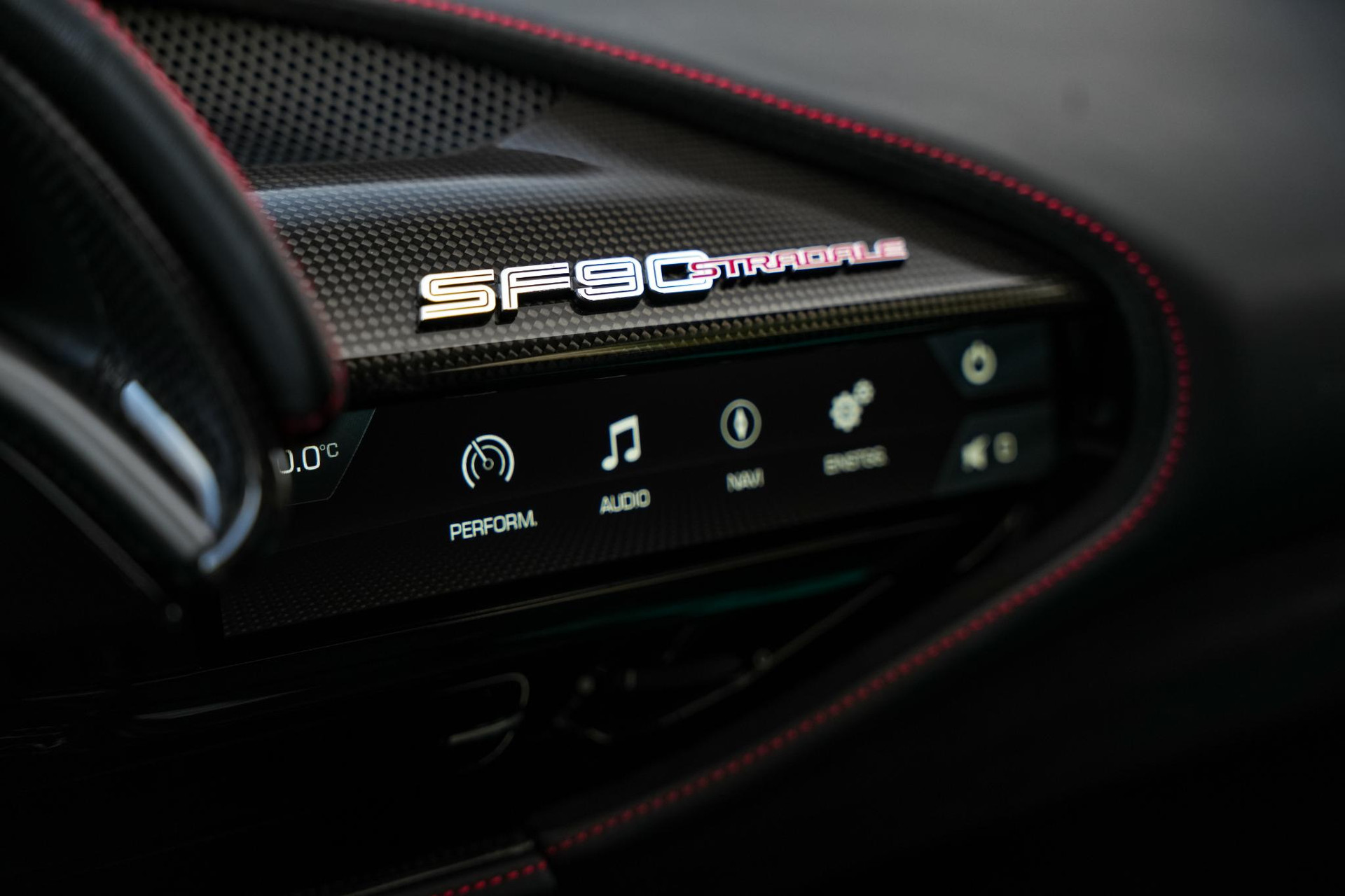 Ferrari SF90 Stradale 4.0 V8 Assetto Fiorano 2022  36