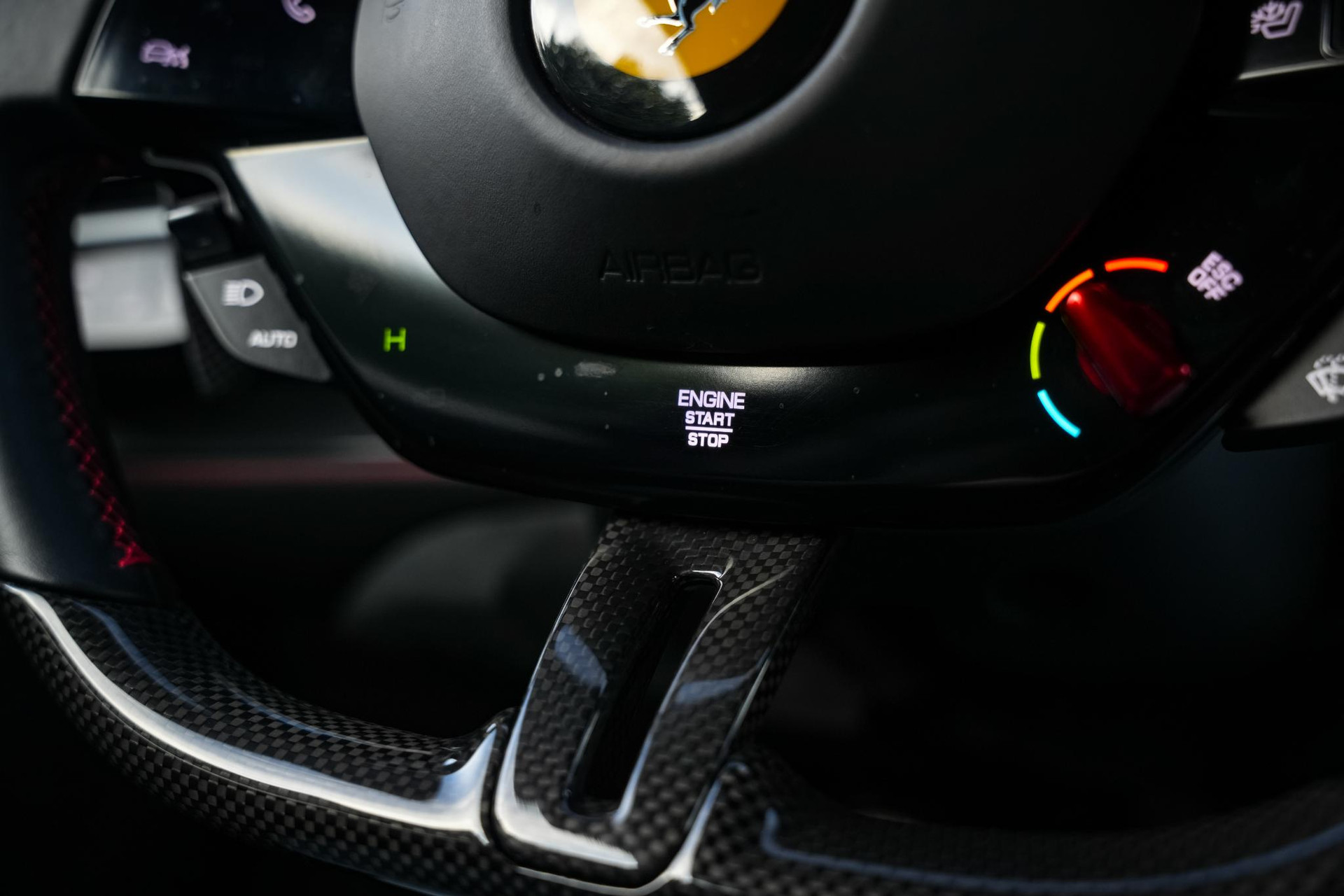 Ferrari SF90 Stradale 4.0 V8 Assetto Fiorano 2022  38