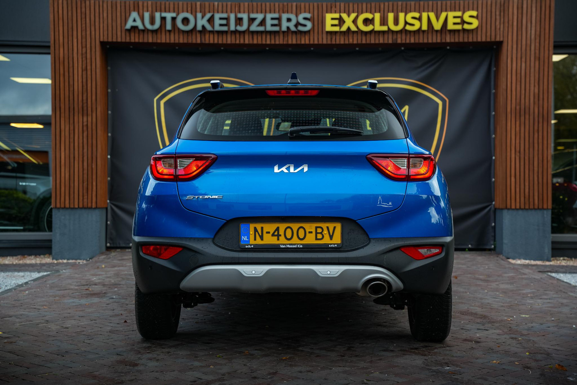 Kia Stonic 1.0 T-GDi MHEV DynamicLine 2021 (bsp) sporty blue/black m 11