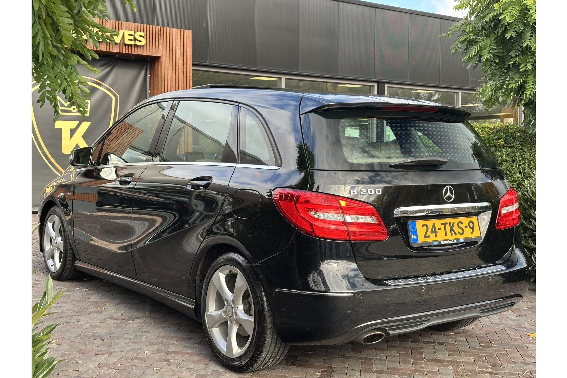 Mercedes-Benz B-Klasse 200 Ambition 2012 KOSMOSBLACK - MET. (191U) 10