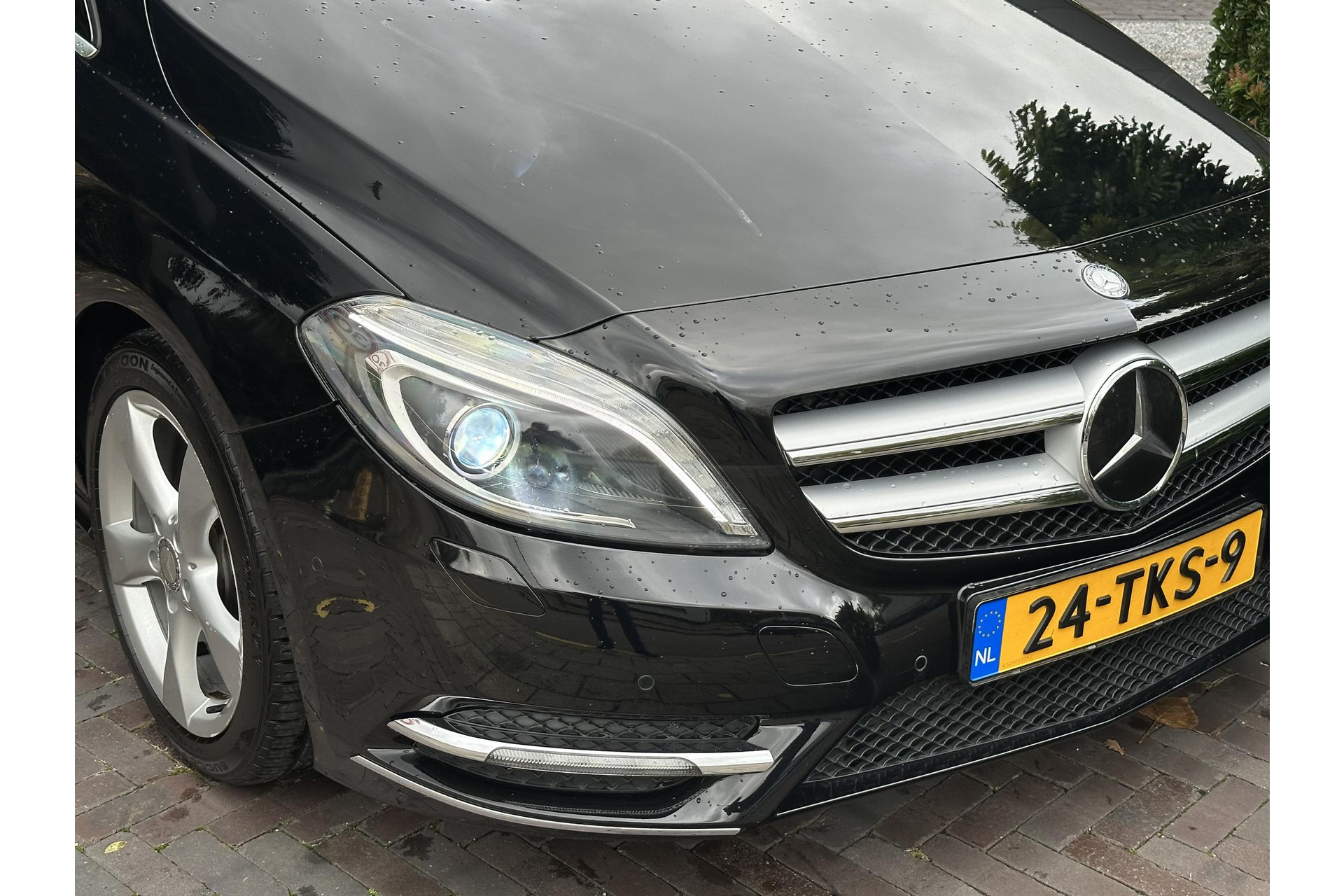 Mercedes-Benz B-Klasse 200 Ambition 2012 KOSMOSBLACK - MET. (191U) 31
