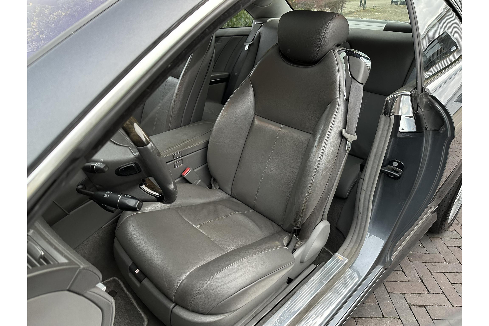 Mercedes-Benz CL-Klasse 500 2007 FLINTGRAY - METALLIC PAINT (368U) 12