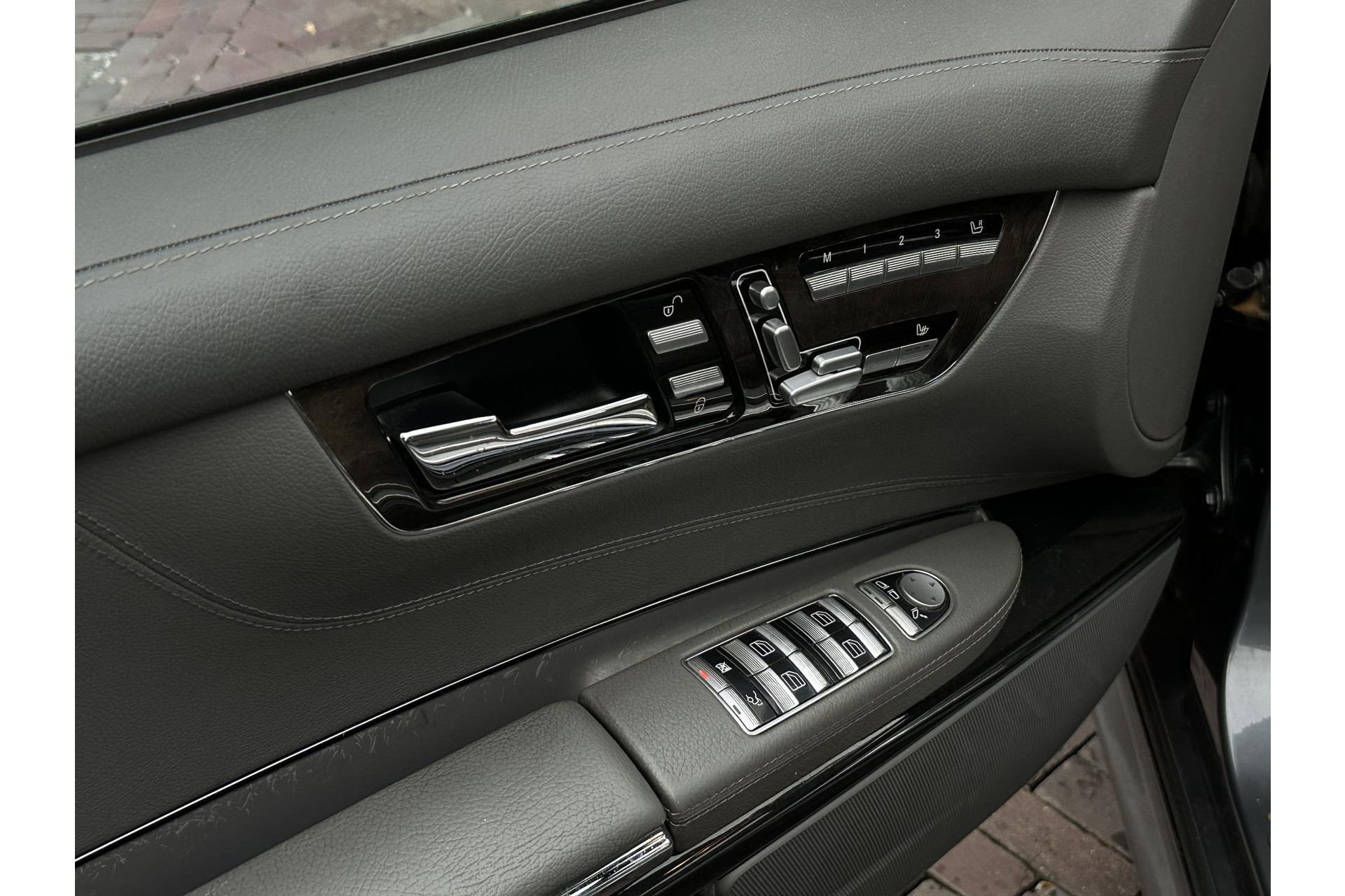 Mercedes-Benz CL-Klasse 500 2007 FLINTGRAY - METALLIC PAINT (368U) 8