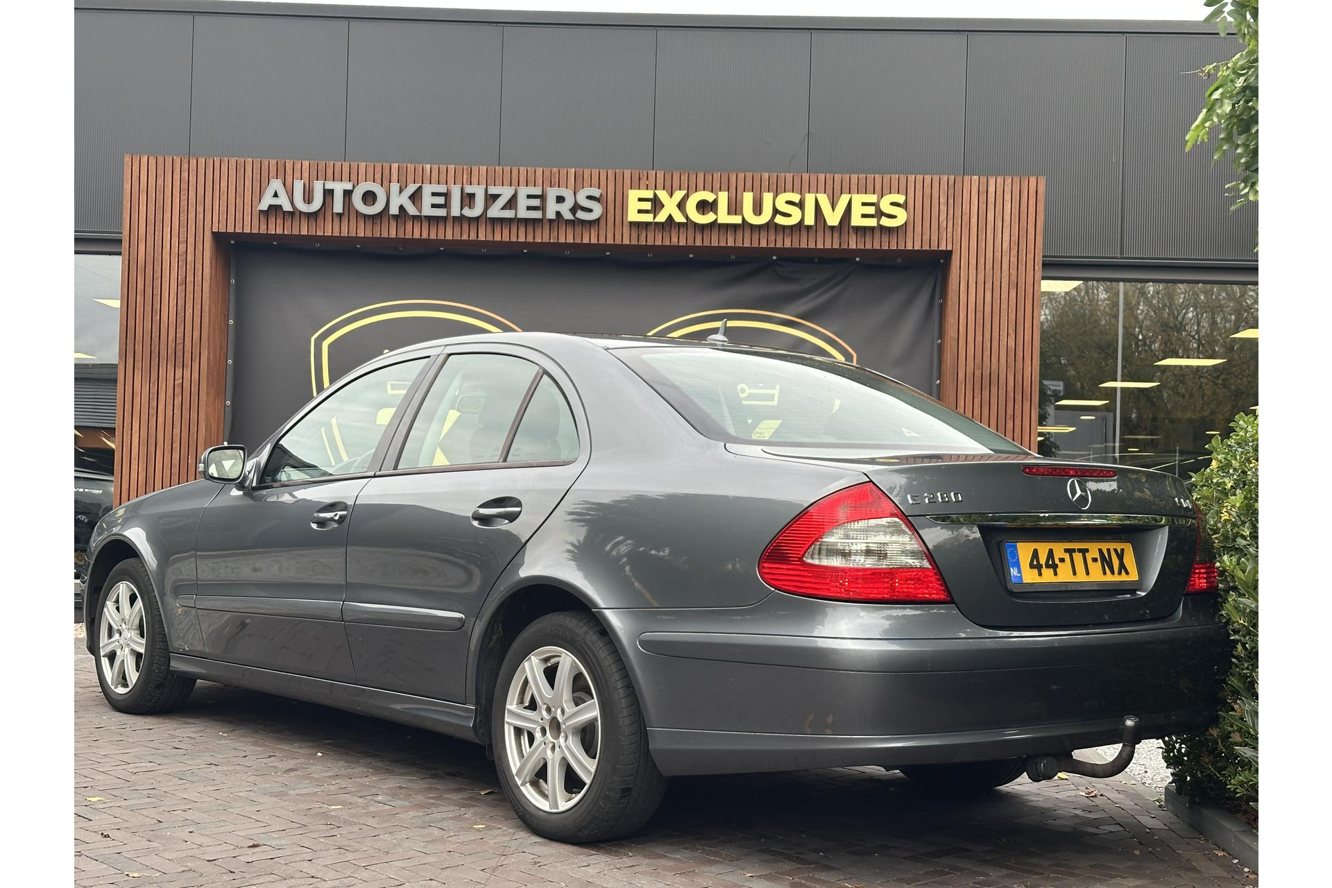 Mercedes-Benz E-Klasse 280 CDI Classic 2007 FLINTGRAY - METALLIC PAINT (368U) 3