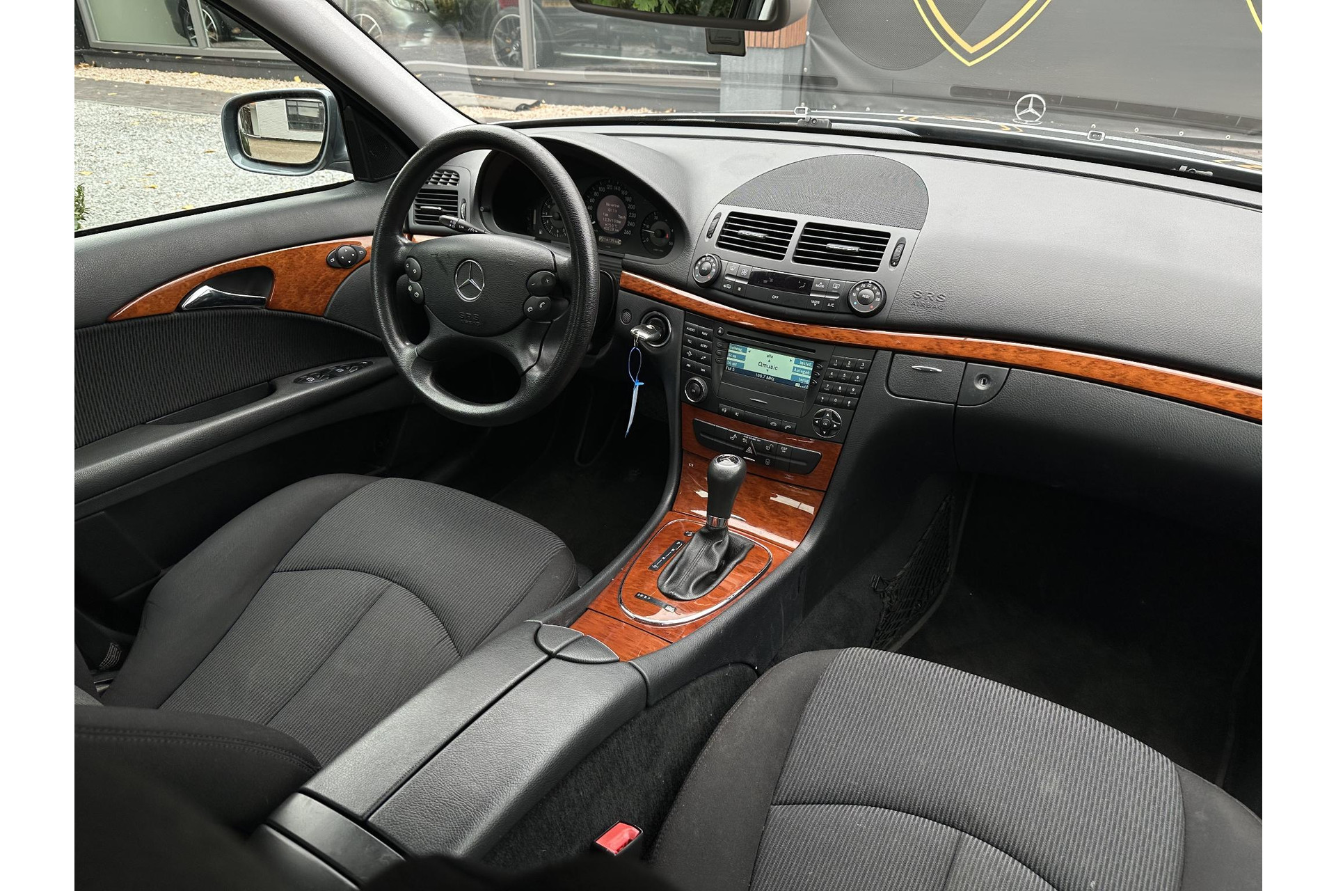 Mercedes-Benz E-Klasse 280 CDI Classic 2007 FLINTGRAY - METALLIC PAINT (368U) 6