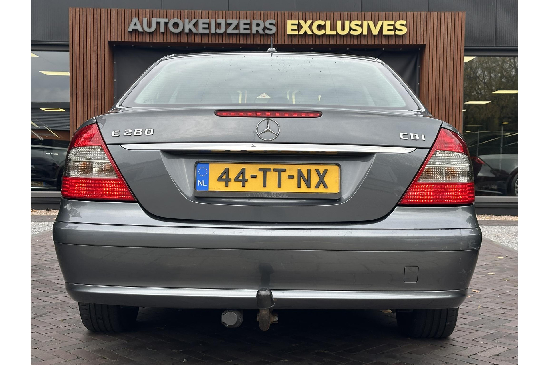 Mercedes-Benz E-Klasse 280 CDI Classic 2007 FLINTGRAY - METALLIC PAINT (368U) 9