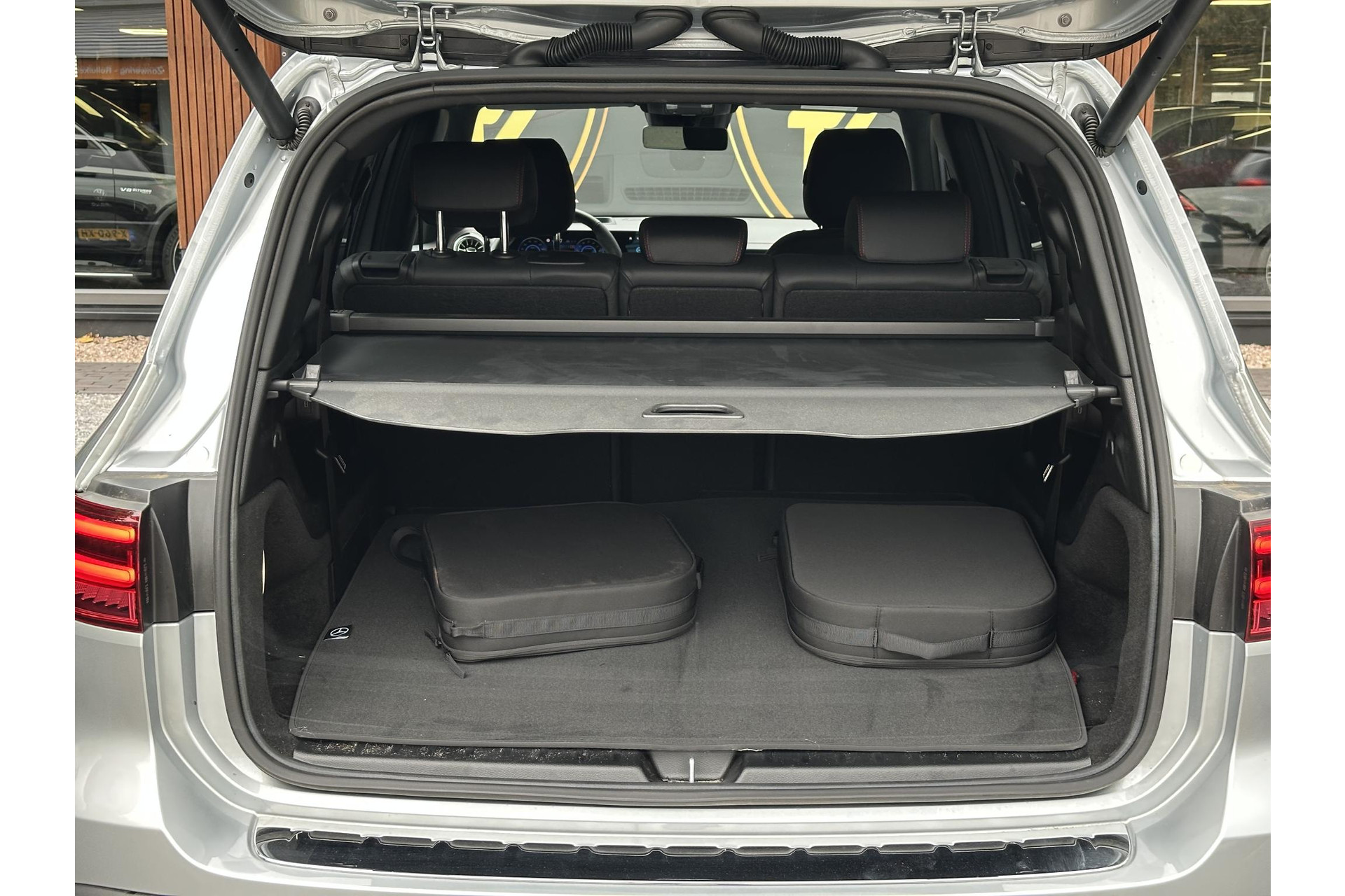 Mercedes-Benz EQB 250+ AMG Line 7p. 71 kWh 2025  11