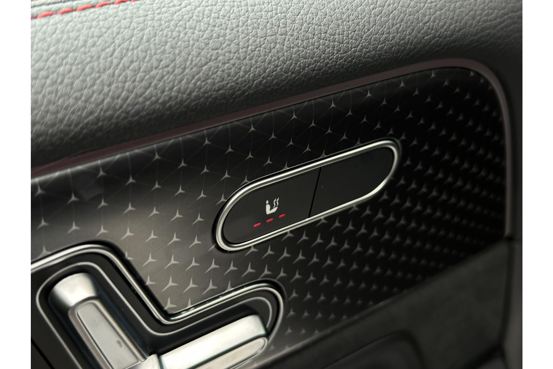 Mercedes-Benz EQB 250+ AMG Line 7p. 71 kWh 2025  19