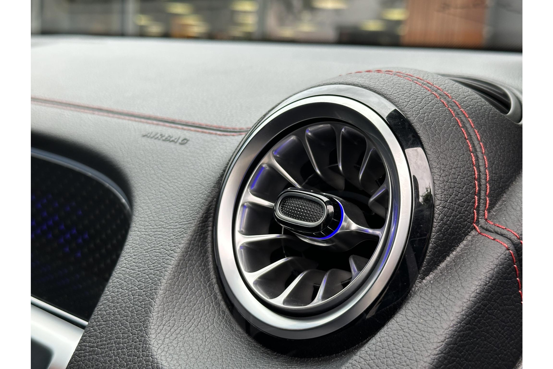 Mercedes-Benz EQB 250+ AMG Line 7p. 71 kWh 2025  43