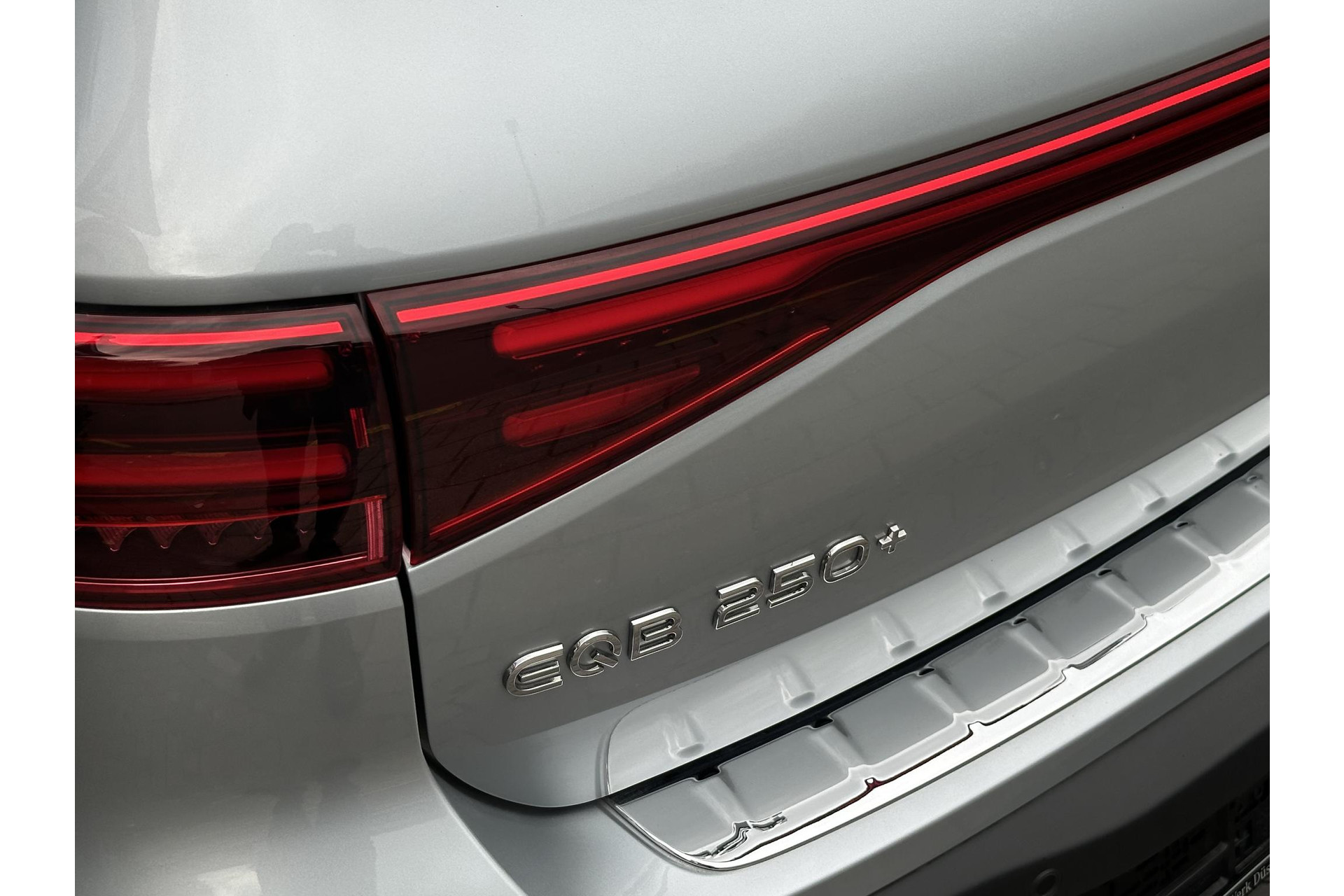 Mercedes-Benz EQB 250+ AMG Line 7p. 71 kWh 2025  46