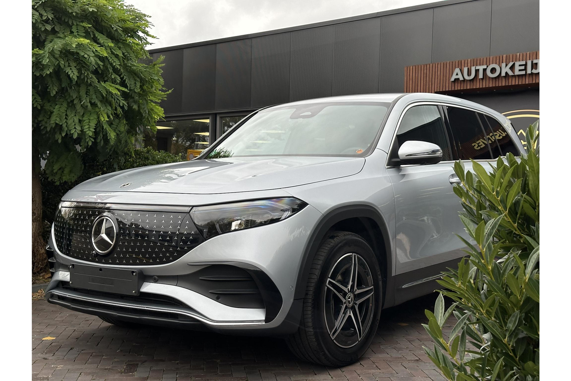 Mercedes-Benz EQB 250+ AMG Line 7p. 71 kWh 2025  6