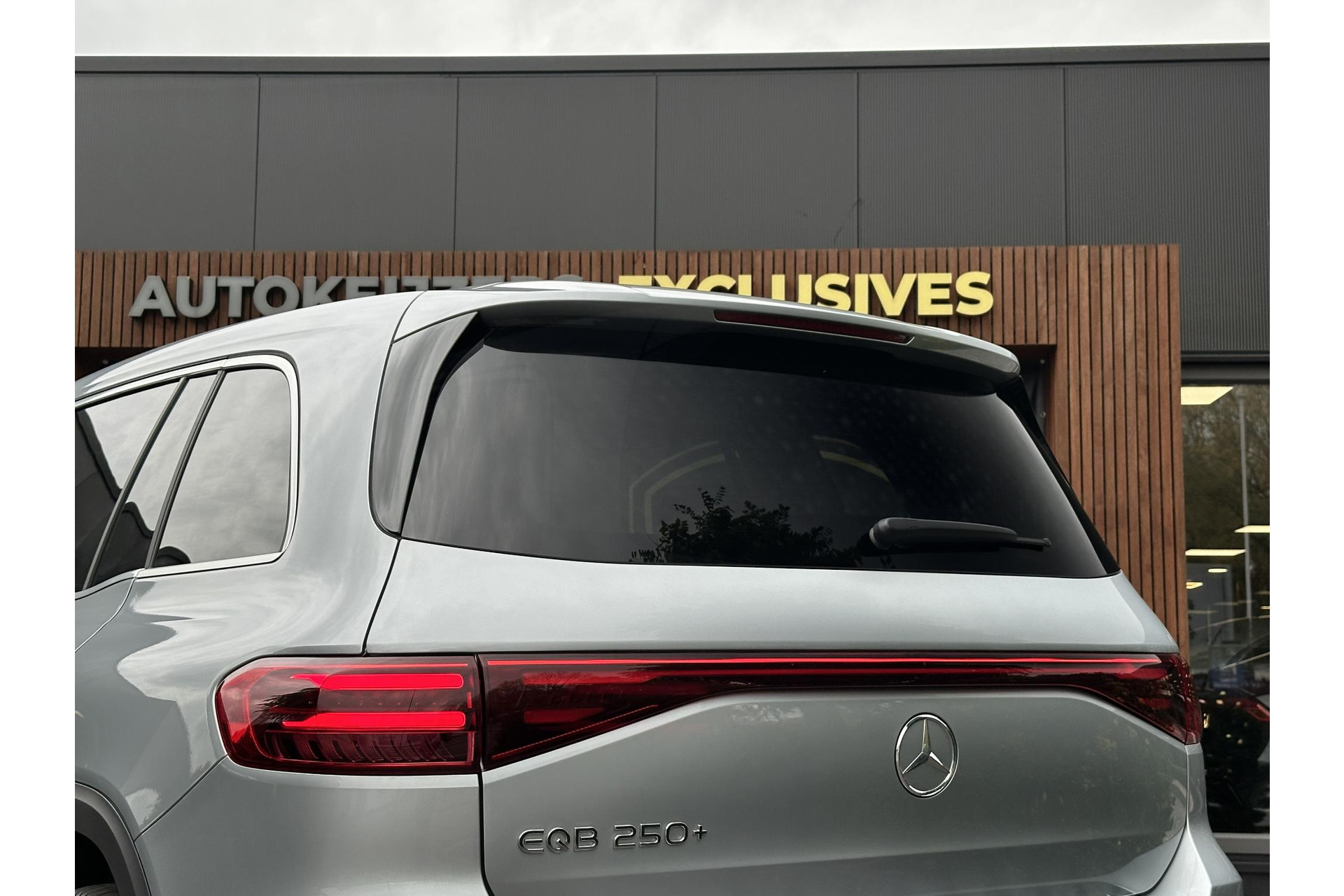 Mercedes-Benz EQB 250+ AMG Line 7p. 71 kWh 2025  8