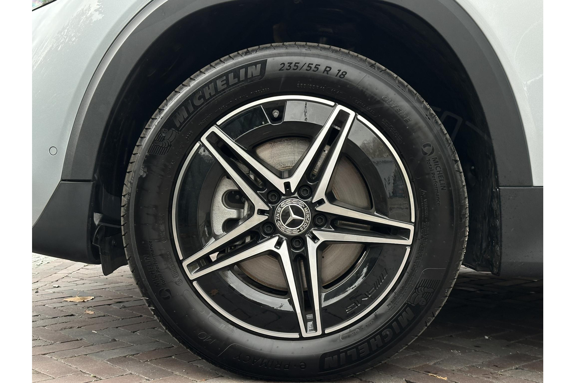 Mercedes-Benz EQB 250+ AMG Line 7p. 71 kWh 2025  9