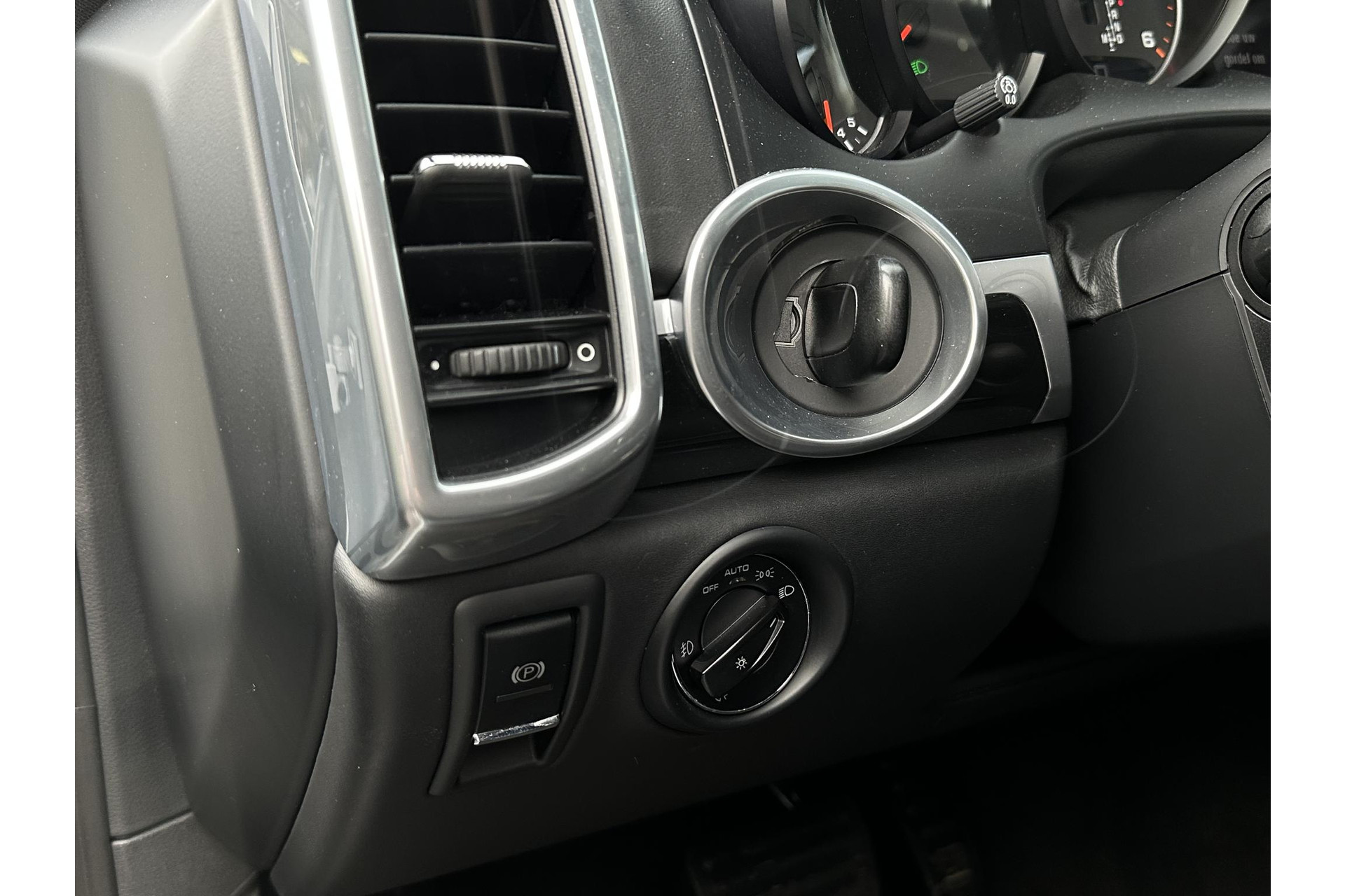 Porsche Cayenne 3.0 D 2012  17