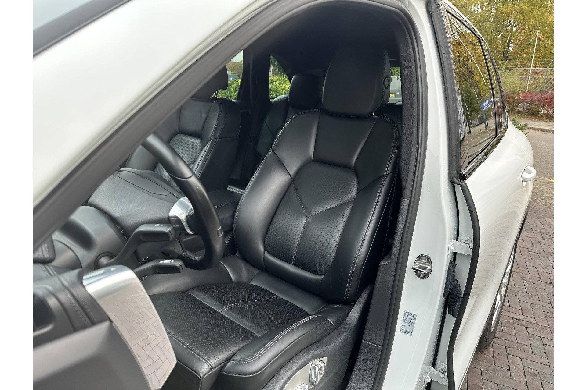 Porsche Cayenne 3.0 D 2012  9