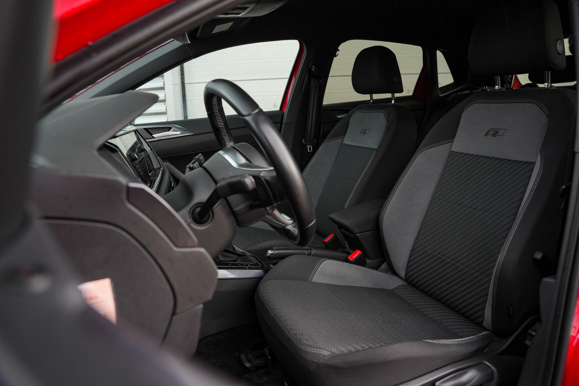 Volkswagen Polo 1.0 TSI Highline Business R 2020 Flash red / zwart dak 6