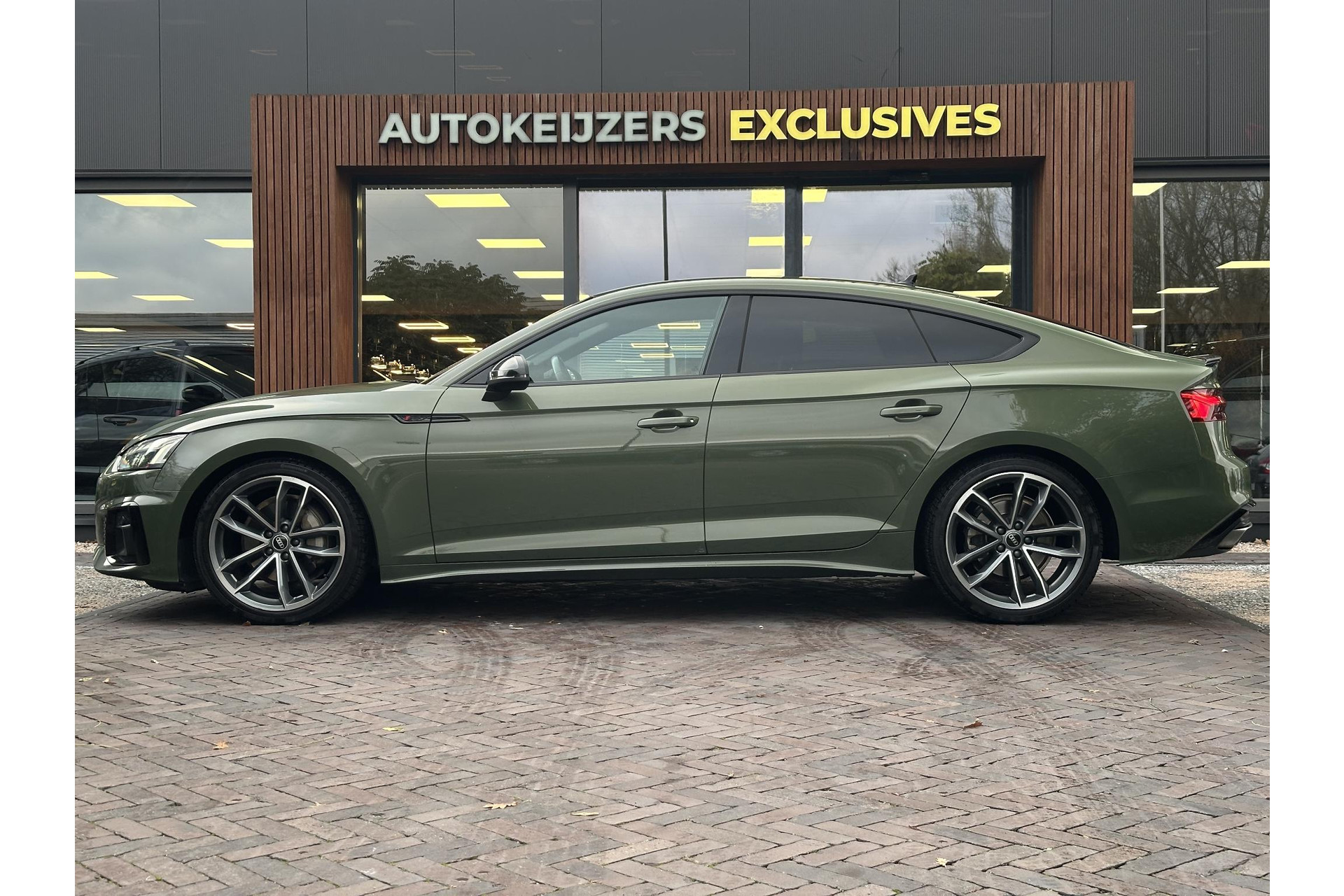 Audi A5 Sportback 40 TFSI S edition Competition 2021 Districtgroen metallic 5