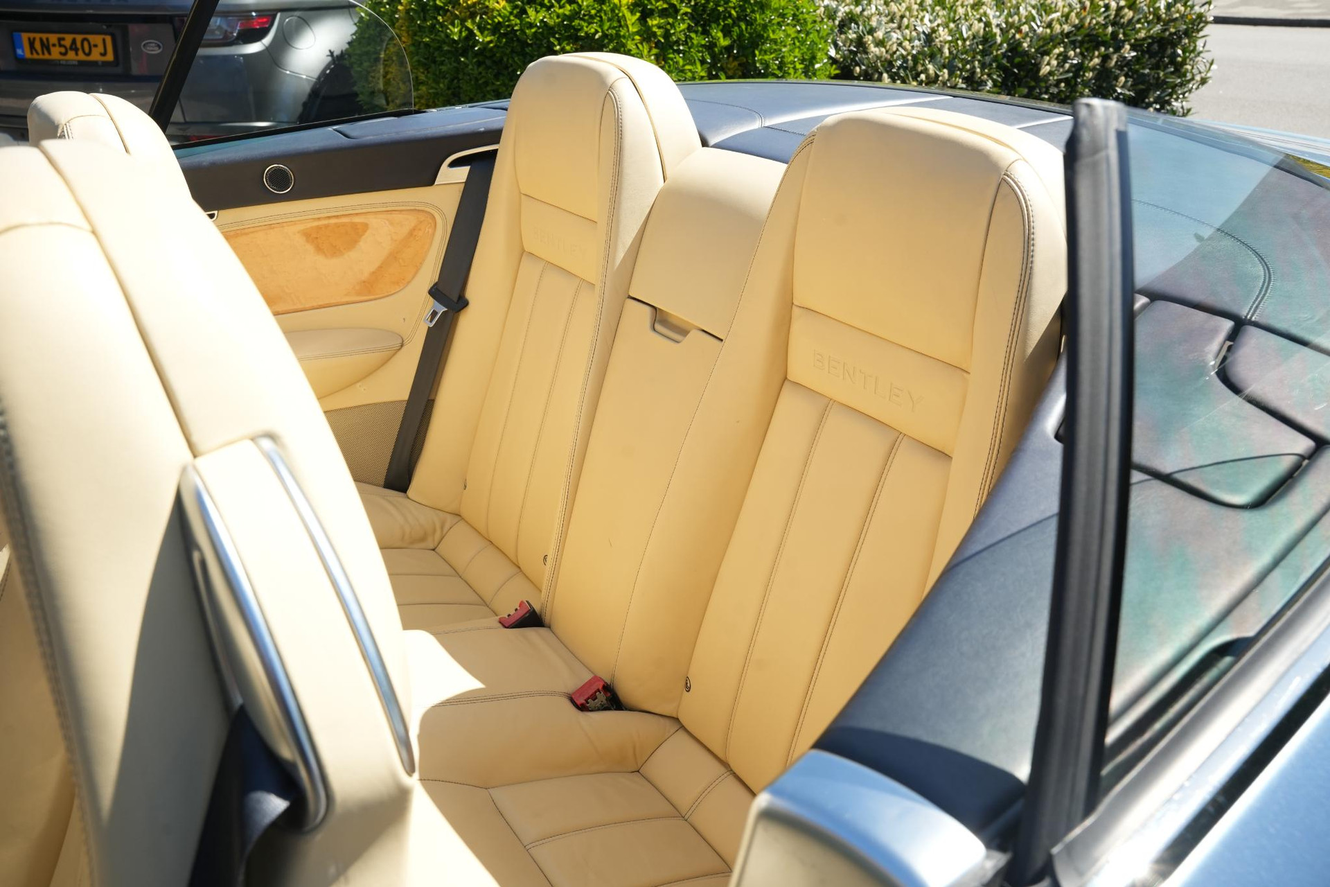 Bentley Continental GTC 6.0 W12 2006  47