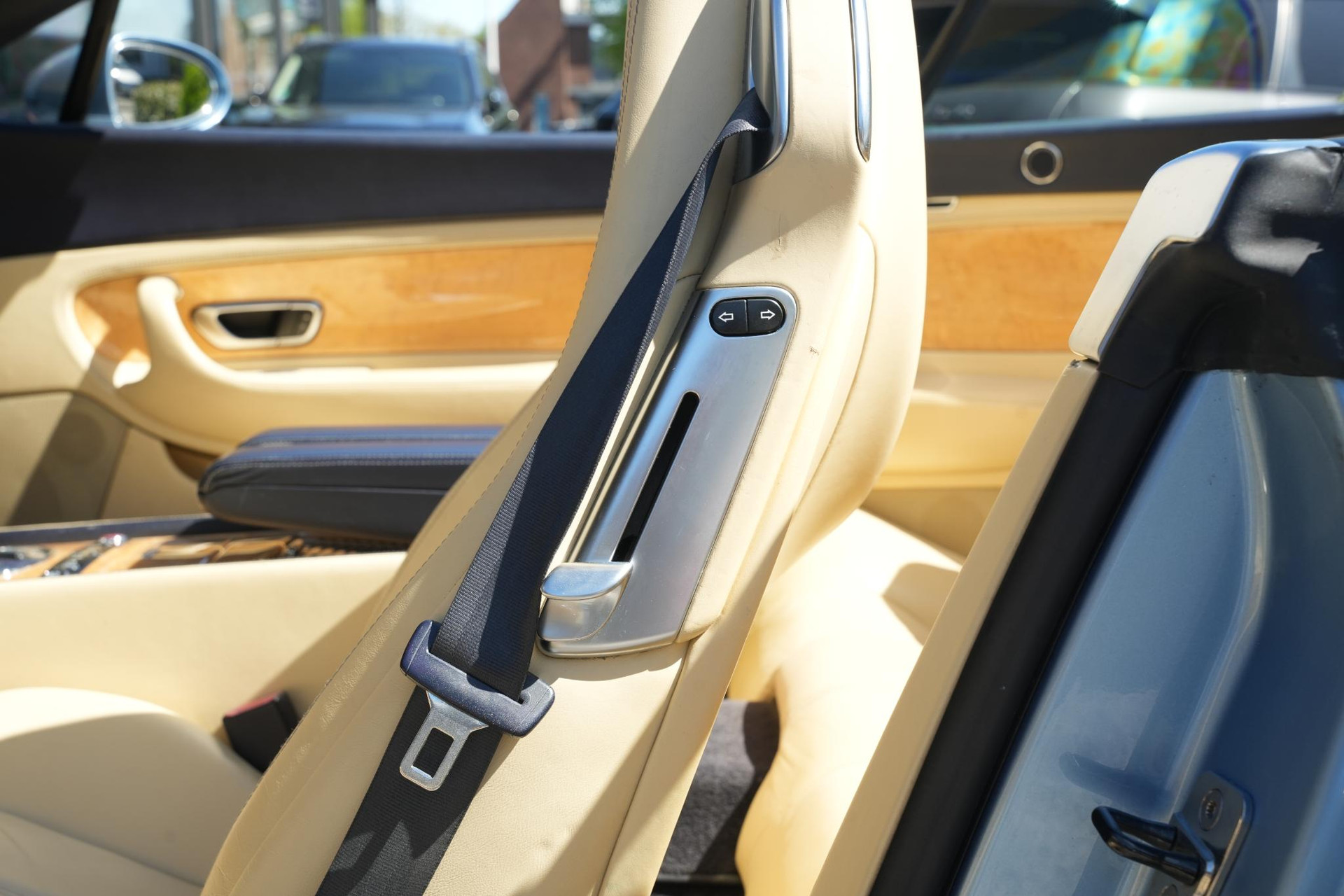 Bentley Continental GTC 6.0 W12 2006  49