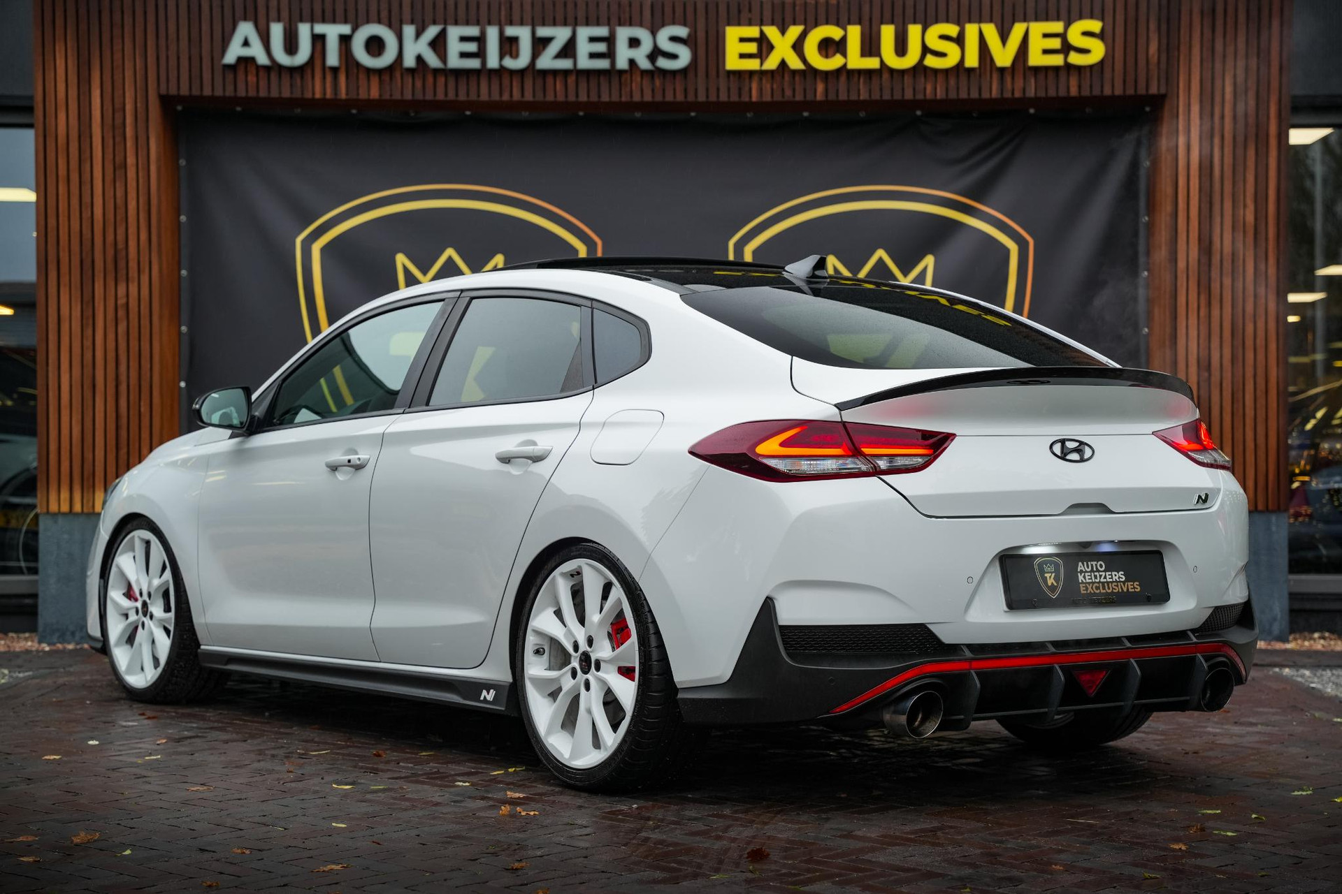 Hyundai i30 Fastback 2.0 T-GDI N1 2019 Polar White (PYW) 7