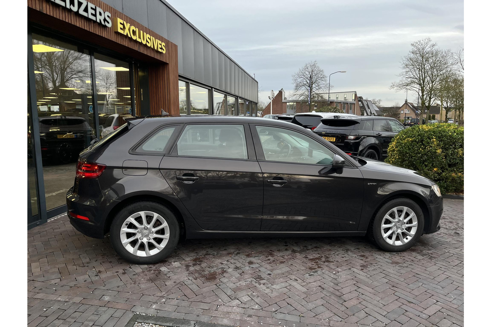 Audi A3 Sportback 1.4 TFSI Attraction Pro Line g-tron 2014 Belugabruin metallic 11