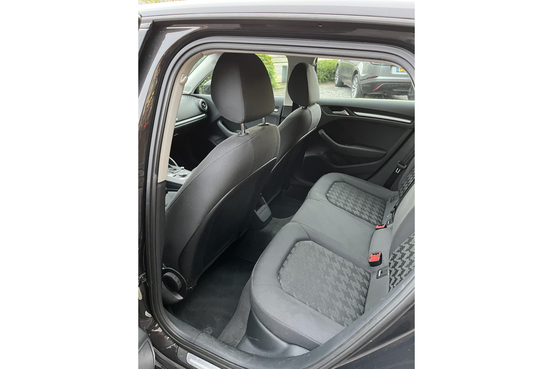 Audi A3 Sportback 1.4 TFSI Attraction Pro Line g-tron 2014 Belugabruin metallic 14