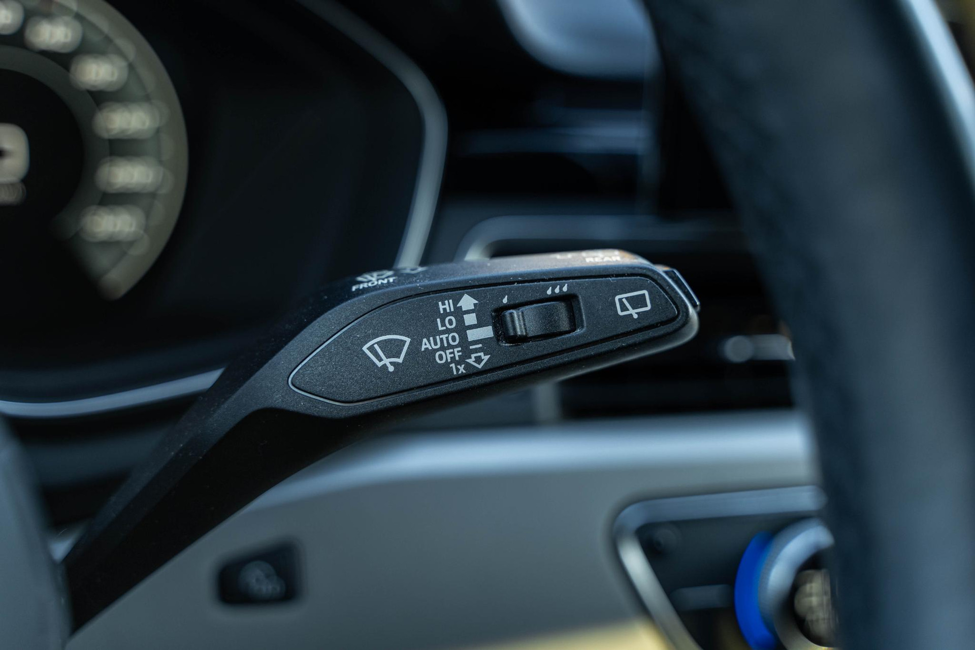 Audi A4 Avant 35 TFSI Business Edition 2020 Manhattangrijs metallic 13