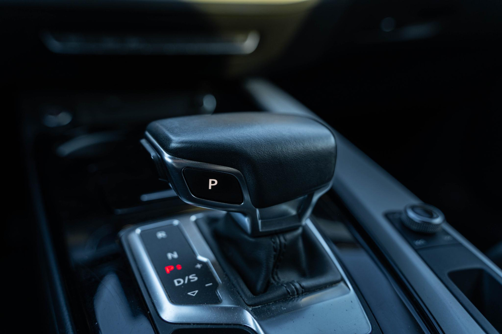 Audi A4 Avant 35 TFSI Business Edition 2020 Manhattangrijs metallic 25