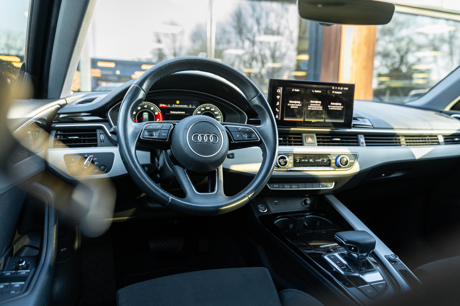 Audi A4 Avant 35 TFSI Business Edition 2020 Manhattangrijs metallic 29