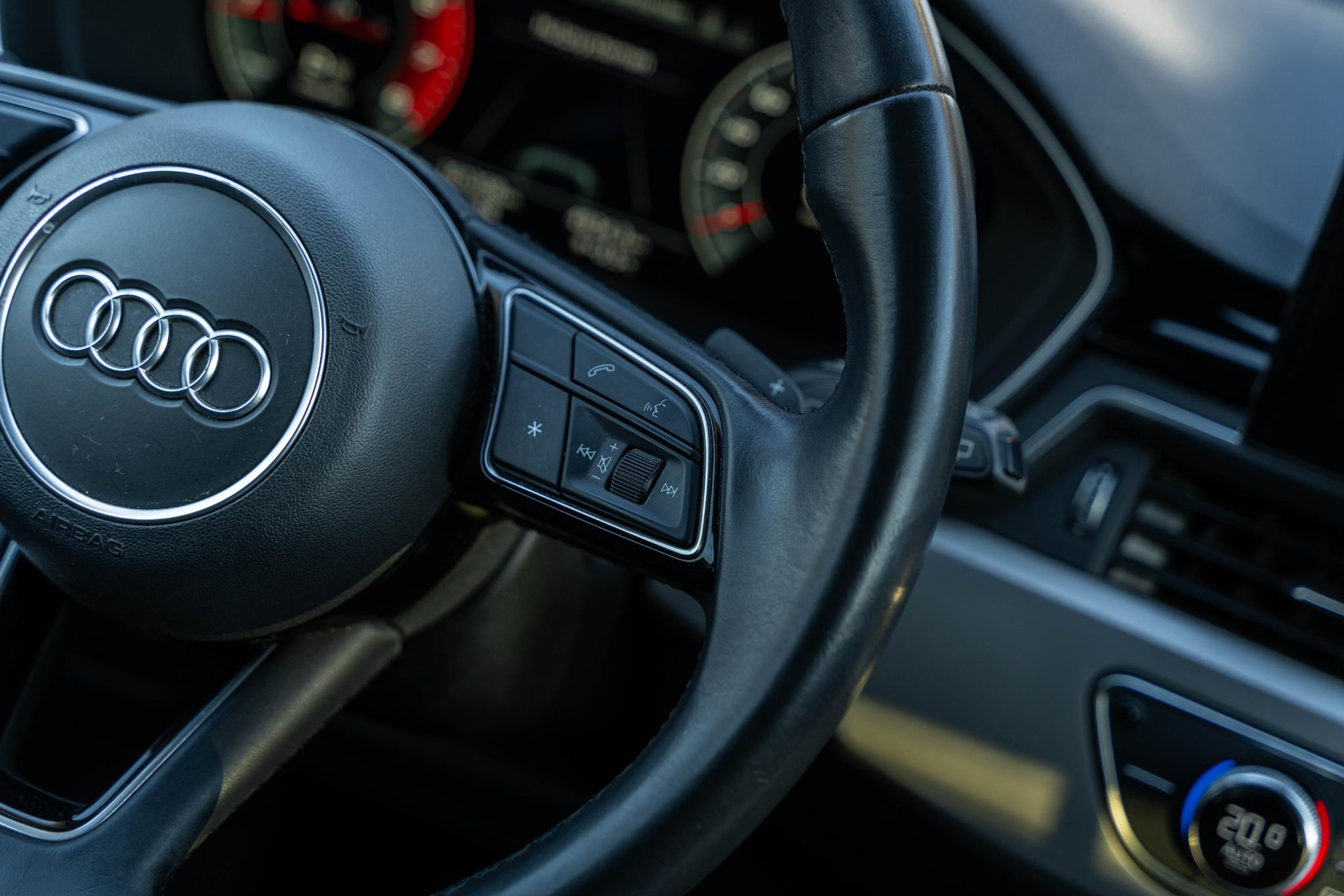 Audi A4 Avant 35 TFSI Business Edition 2020 Manhattangrijs metallic 32