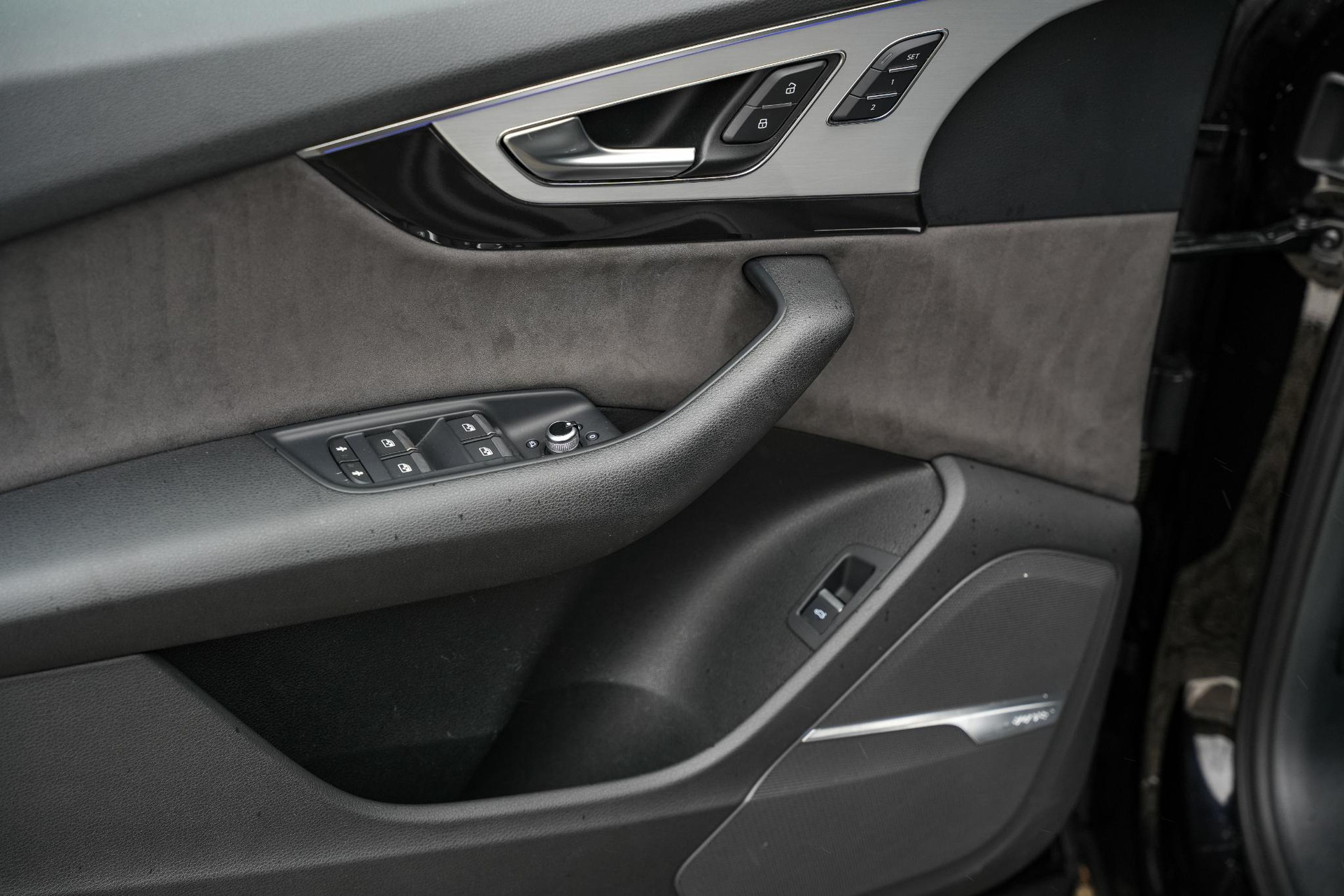 Audi Q7 3.0 TDI e-tron quattro Sport 2016 Orcazwart metallic 14