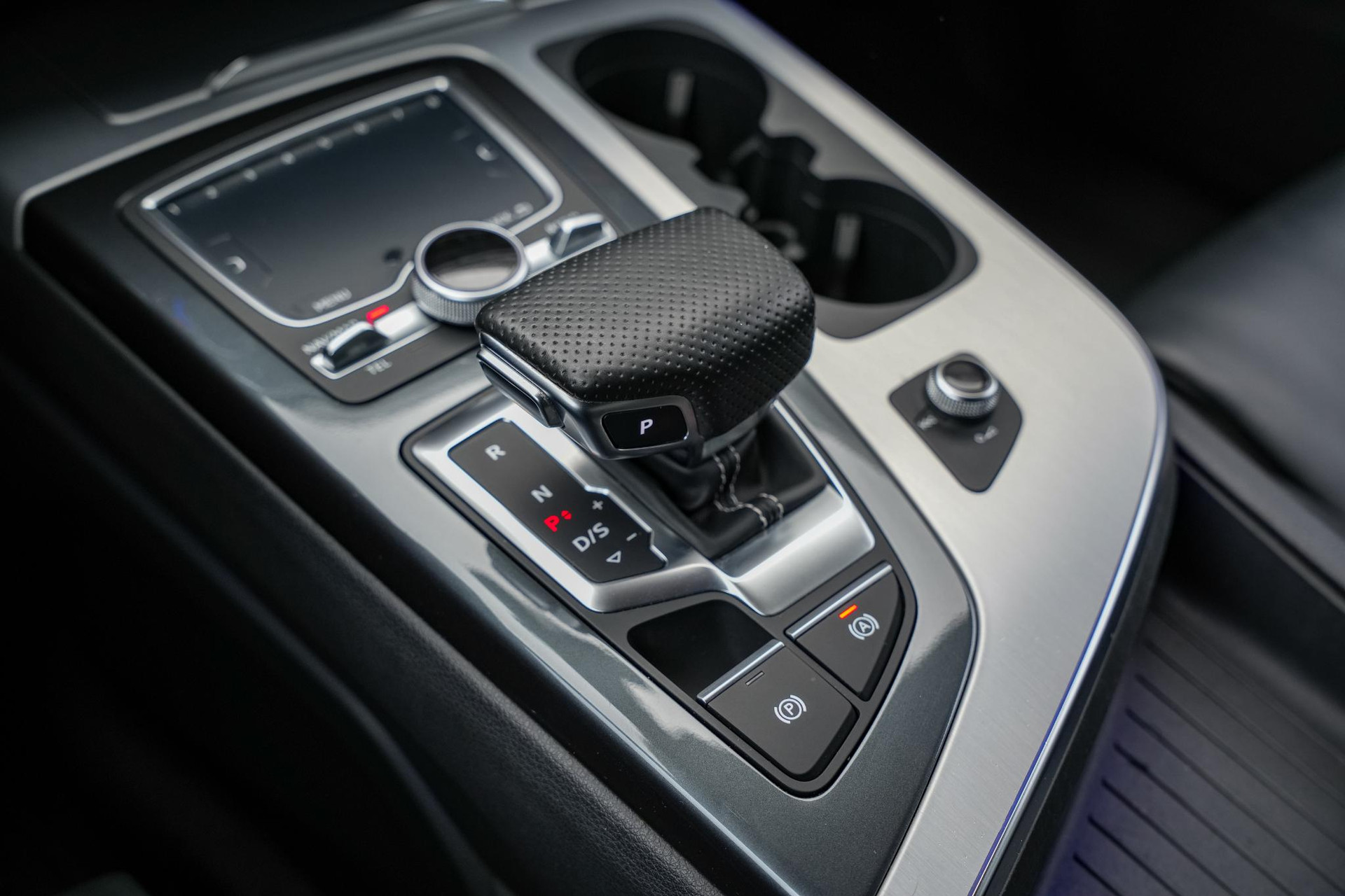 Audi Q7 3.0 TDI e-tron quattro Sport 2016 Orcazwart metallic 15