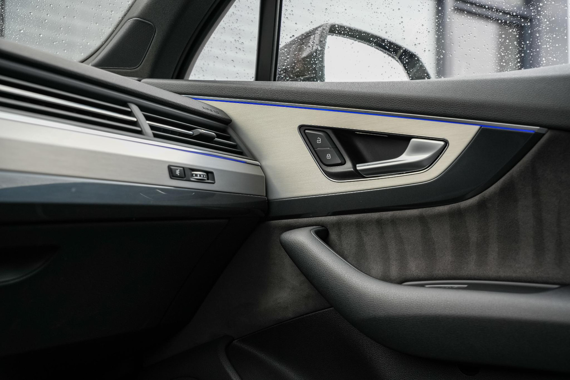 Audi Q7 3.0 TDI e-tron quattro Sport 2016 Orcazwart metallic 27