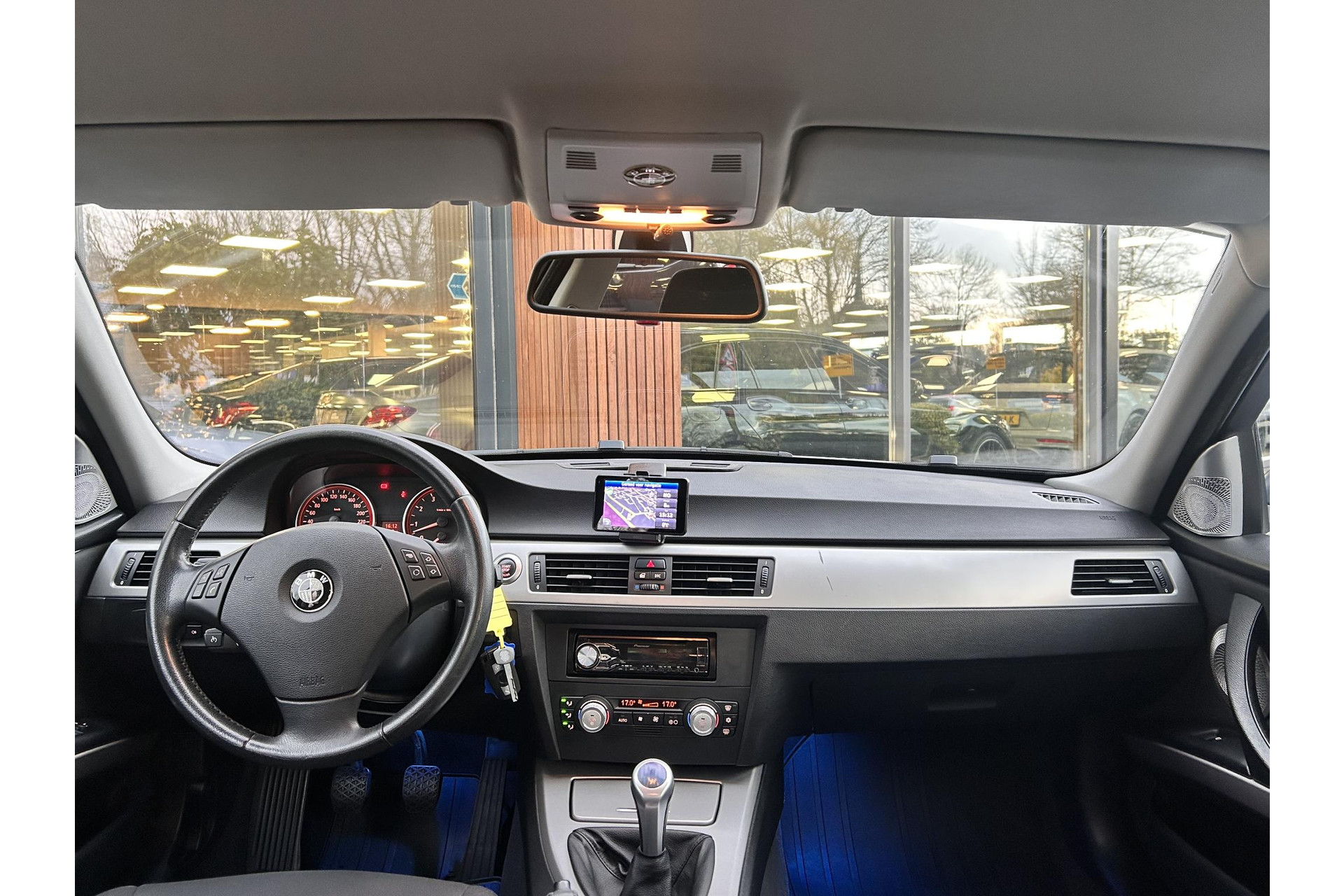 BMW 3-serie 325i Dynamic Executive 2005 Titansilber metallic  2