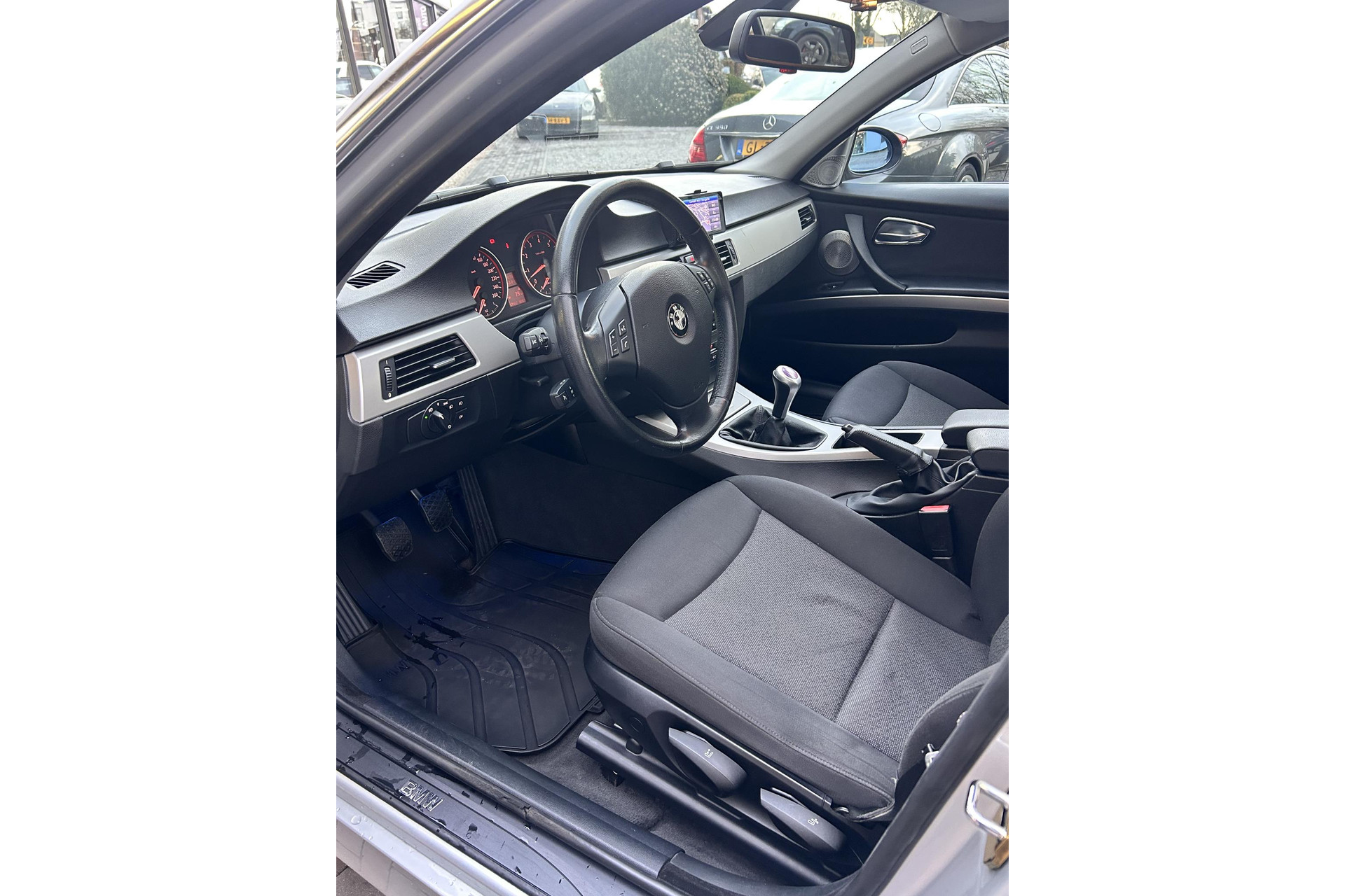 BMW 3-serie 325i Dynamic Executive 2005 Titansilber metallic  6