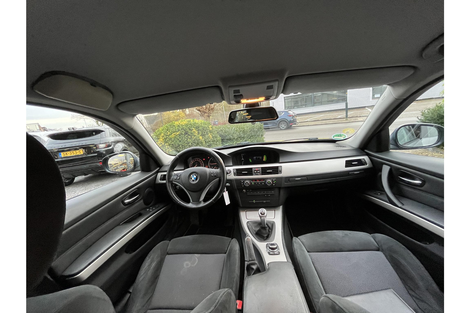 BMW 3 Serie Touring 320d Efficient Dynamics Edition Luxury Line 2011 Spacegrau metallic 2