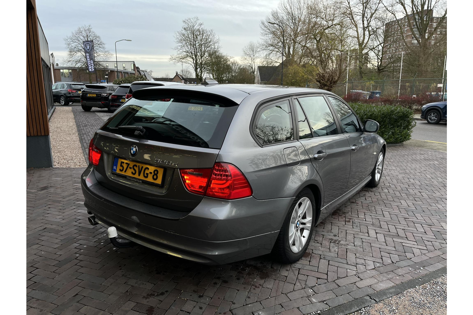 BMW 3 Serie Touring 320d Efficient Dynamics Edition Luxury Line 2011 Spacegrau metallic 9