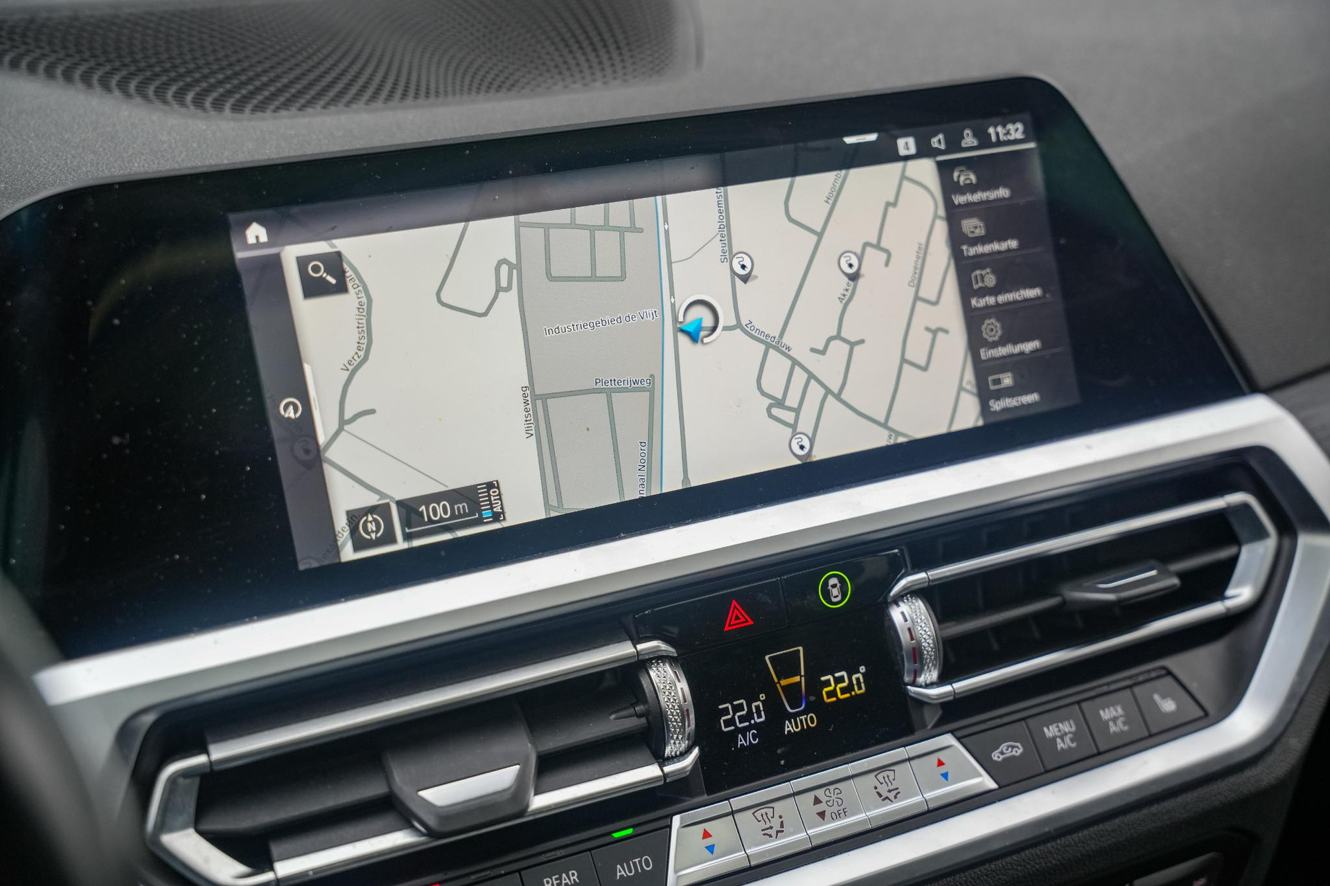 BMW 3 Serie Touring 330e High Executive 2020  16