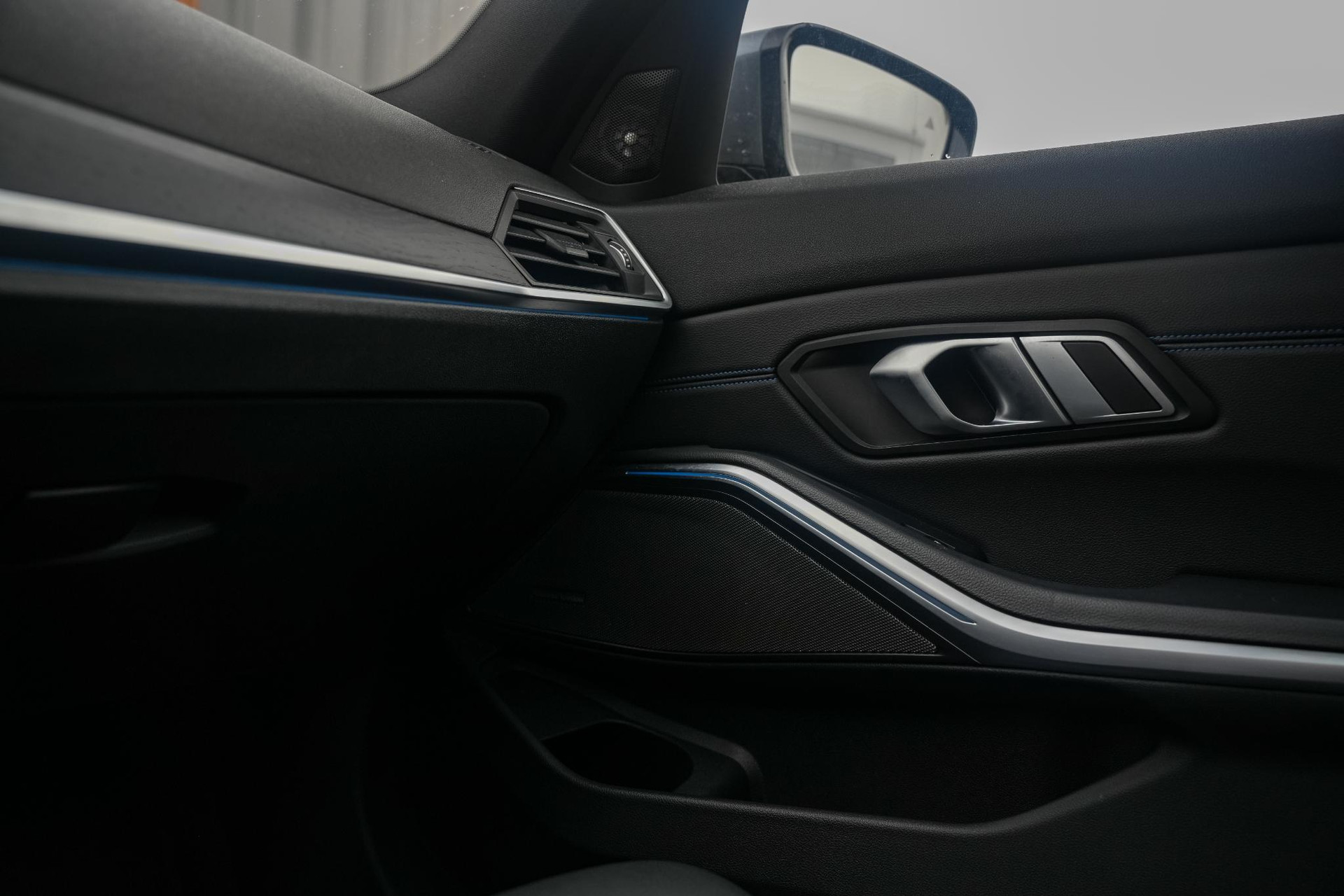 BMW 3 Serie Touring 330e High Executive 2020  20