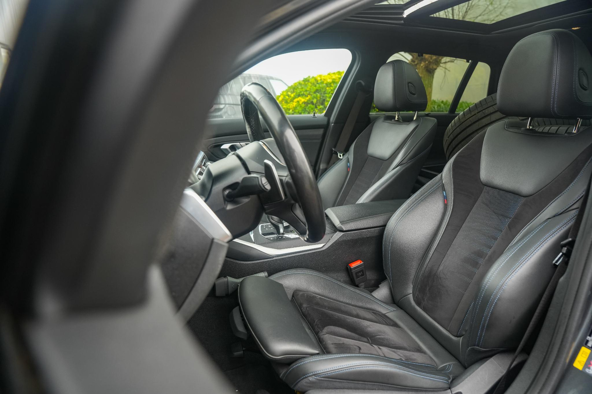 BMW 3 Serie Touring 330e High Executive 2020  6