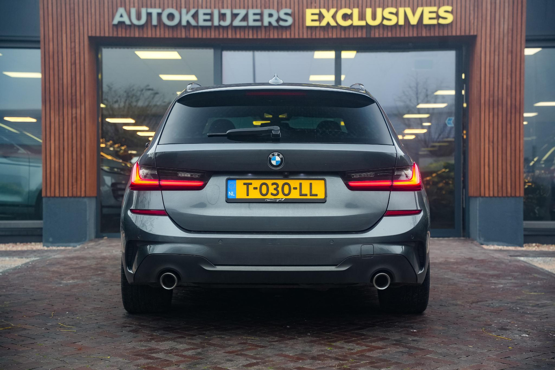 BMW 3 Serie Touring 330e High Executive 2020  8