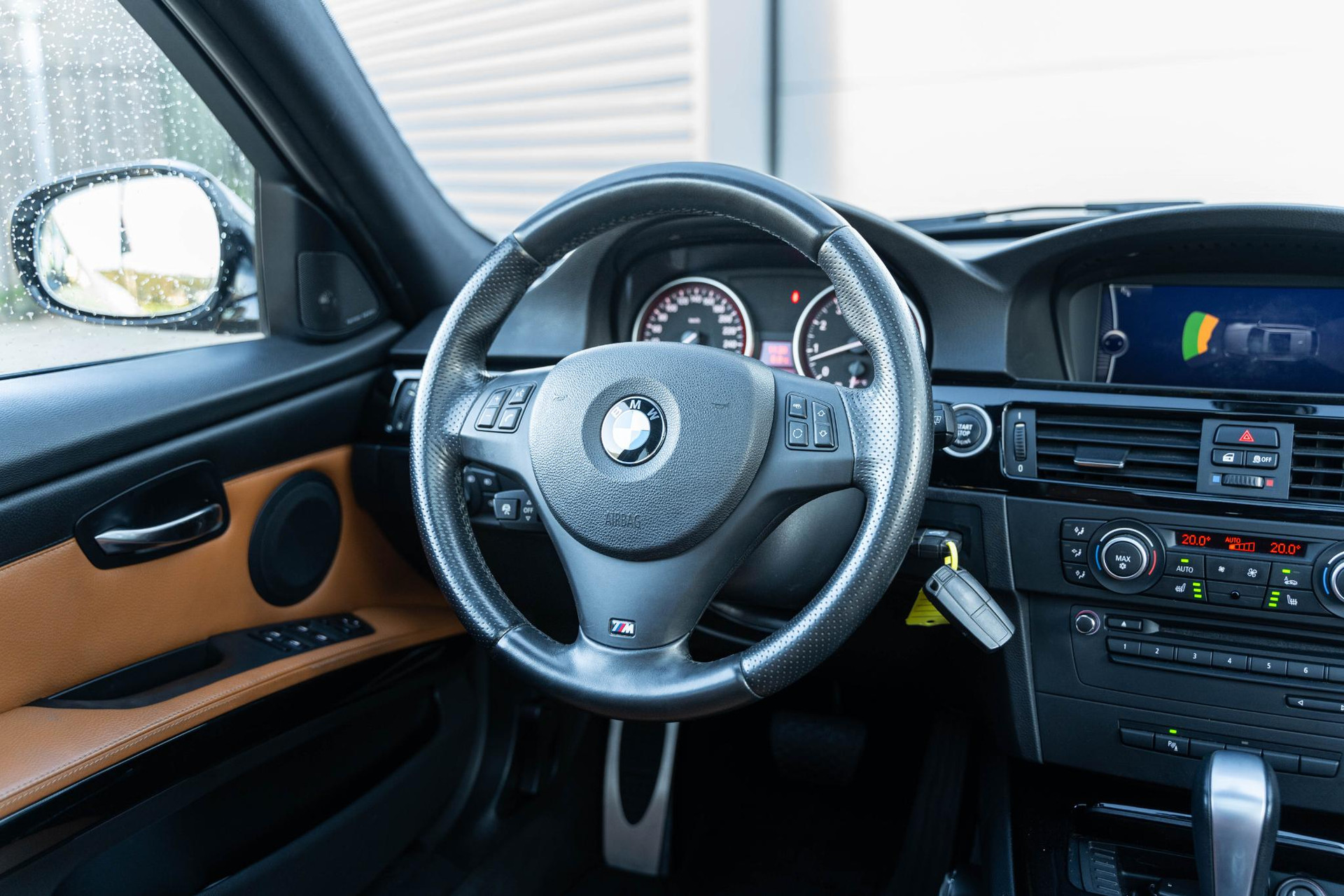 BMW 3 Serie Touring 335xi Luxury Line 2012 Mondstein metallic 33