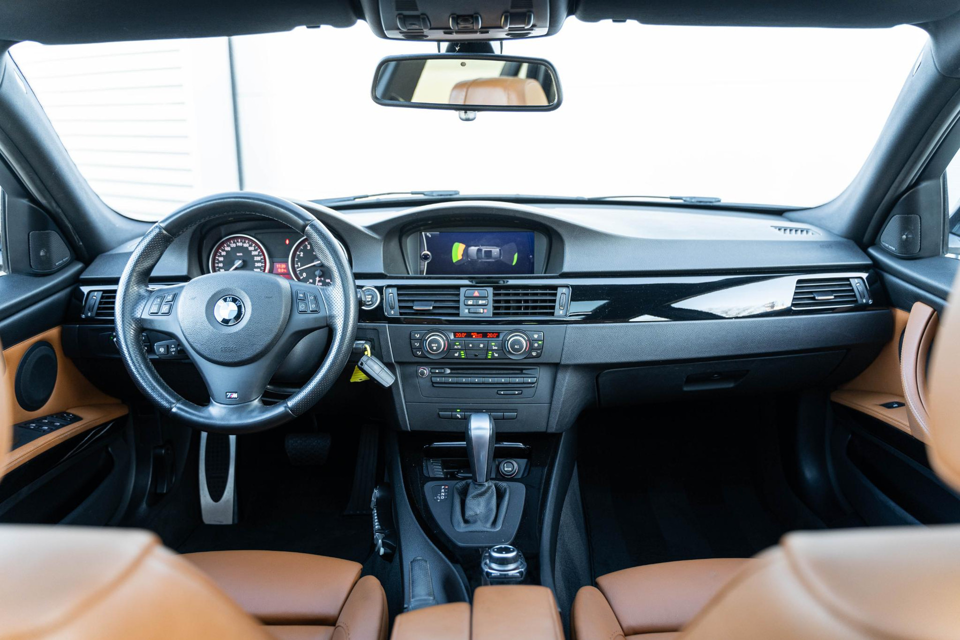 BMW 3 Serie Touring 335xi Luxury Line 2012 Mondstein metallic 34