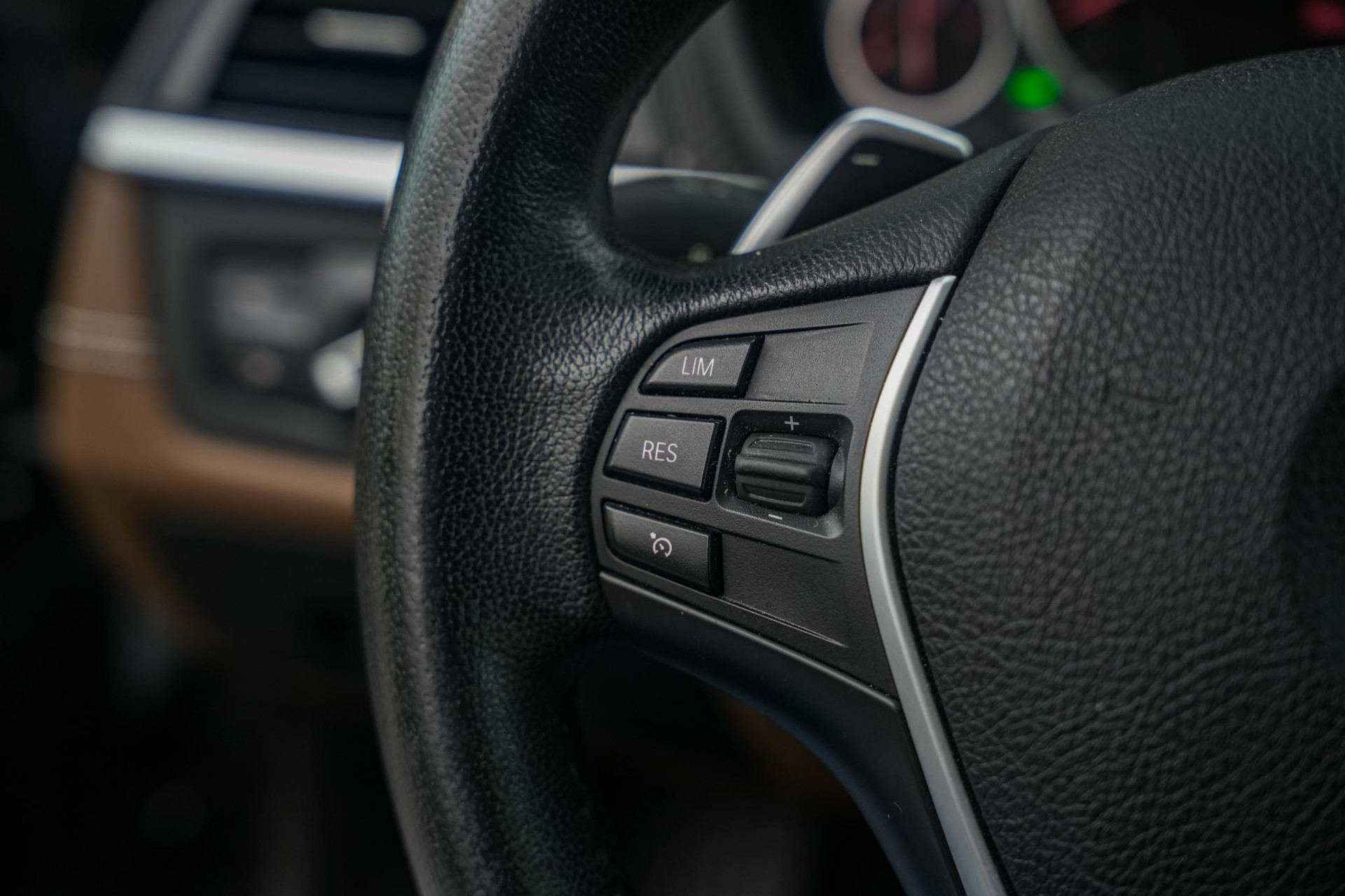 BMW 4 Serie Coupé 428i High Executive 2015 Saphirschwarz metallic 20