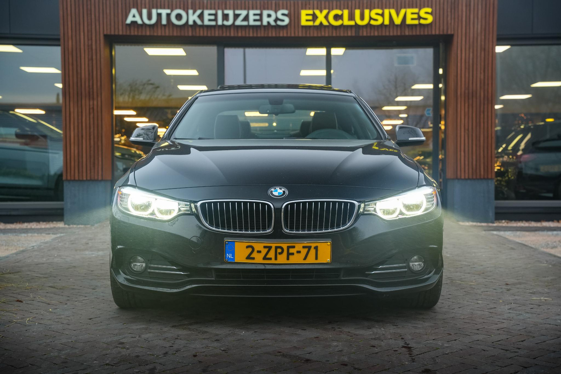 BMW 4 Serie Coupé 428i High Executive 2015 Saphirschwarz metallic 3