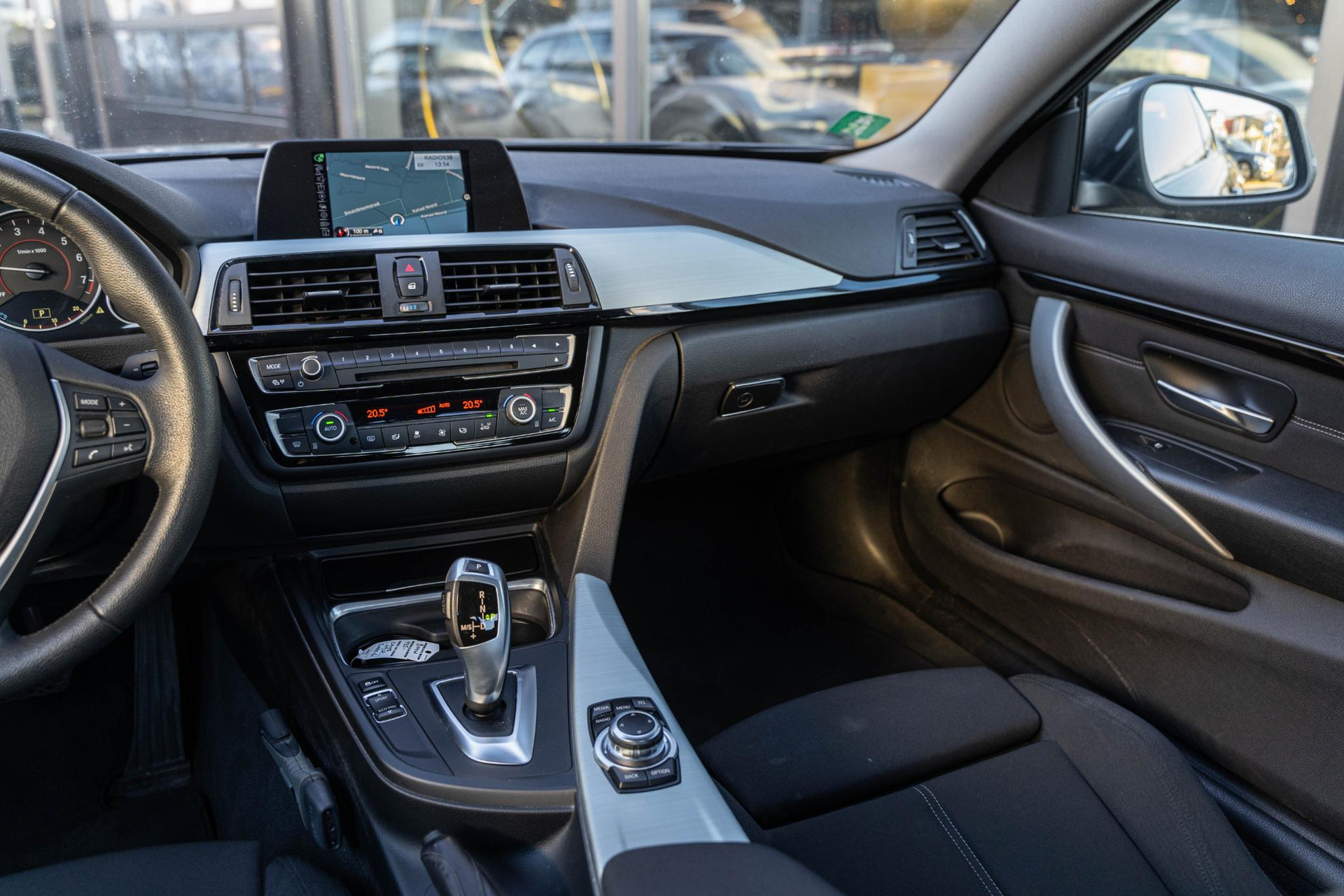 BMW 4 Serie Coupé 435i Executive 2014 Mineralgrau metallic 29